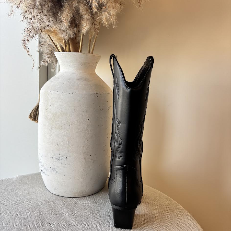 Alena Boots (Black)