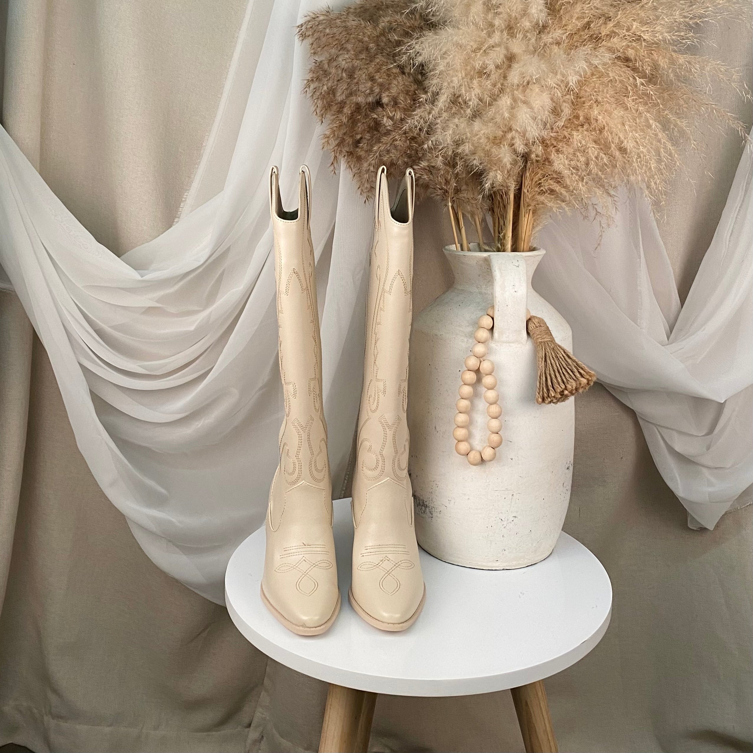 Devin Cowboy Boots (Bone)