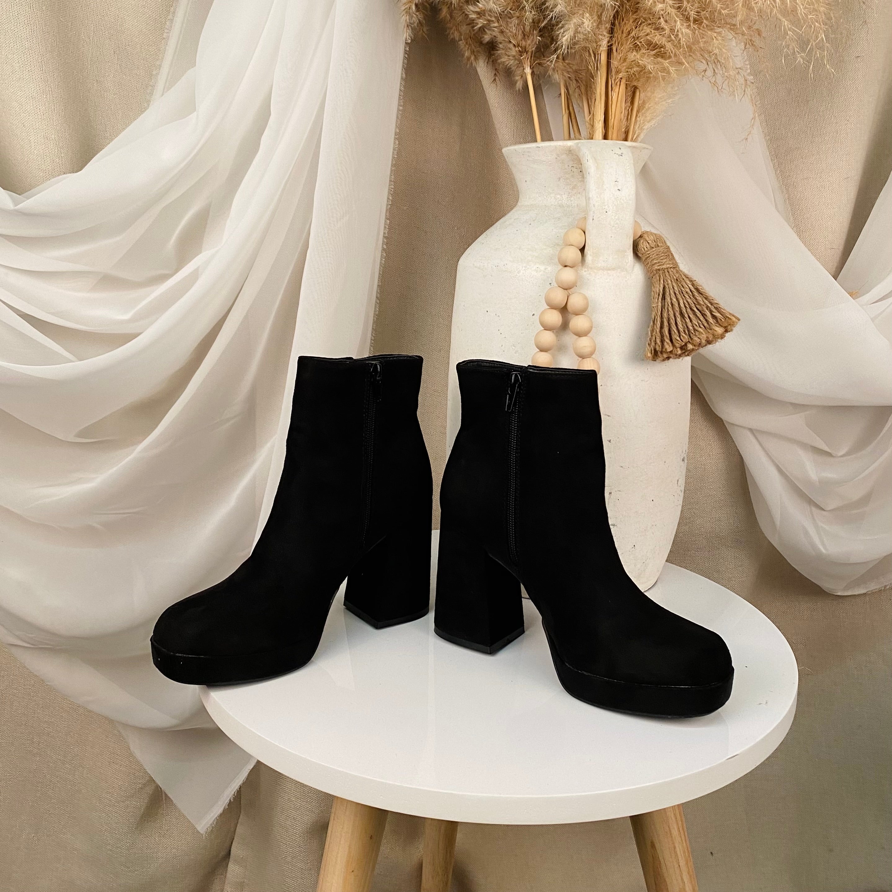 Tony Booties (Suede Black)