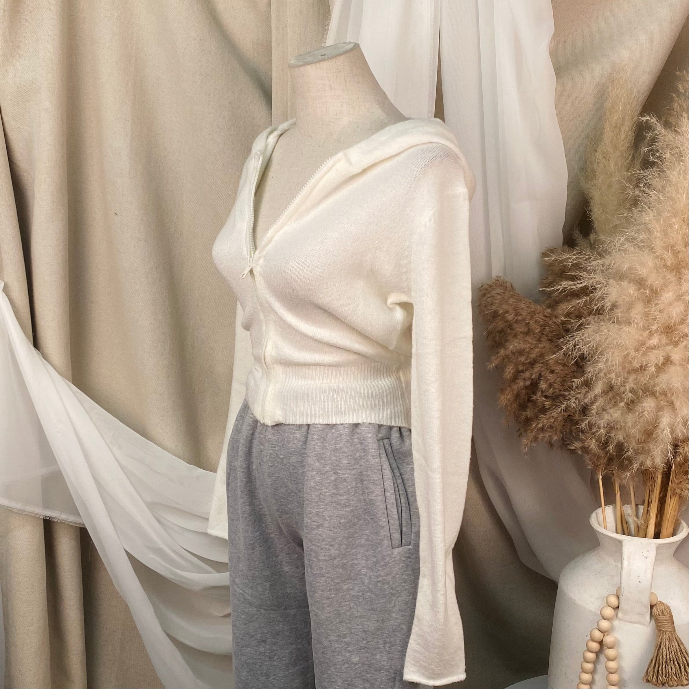 Kathie Crop Sweater (White)