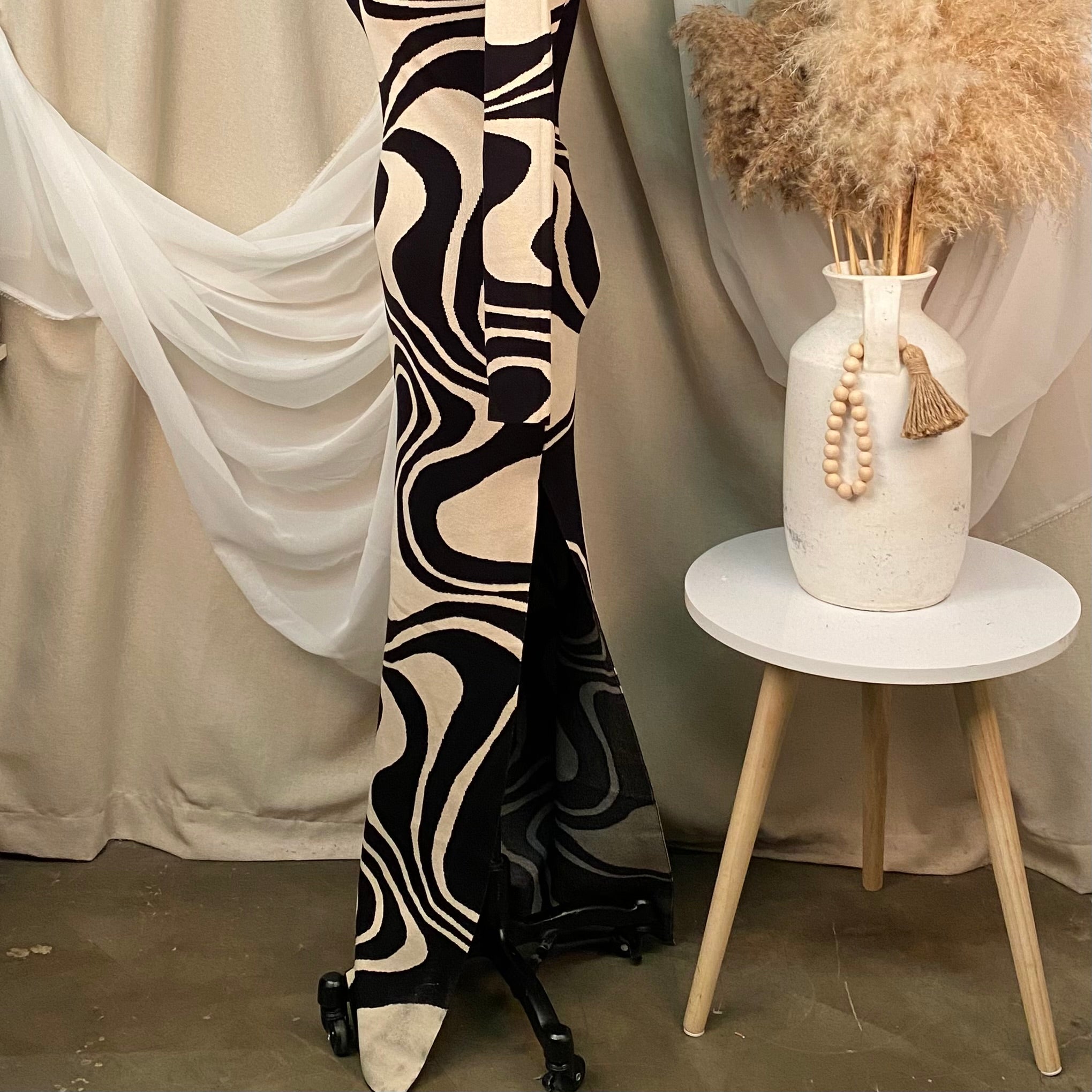 Steve Long Dress (Black)