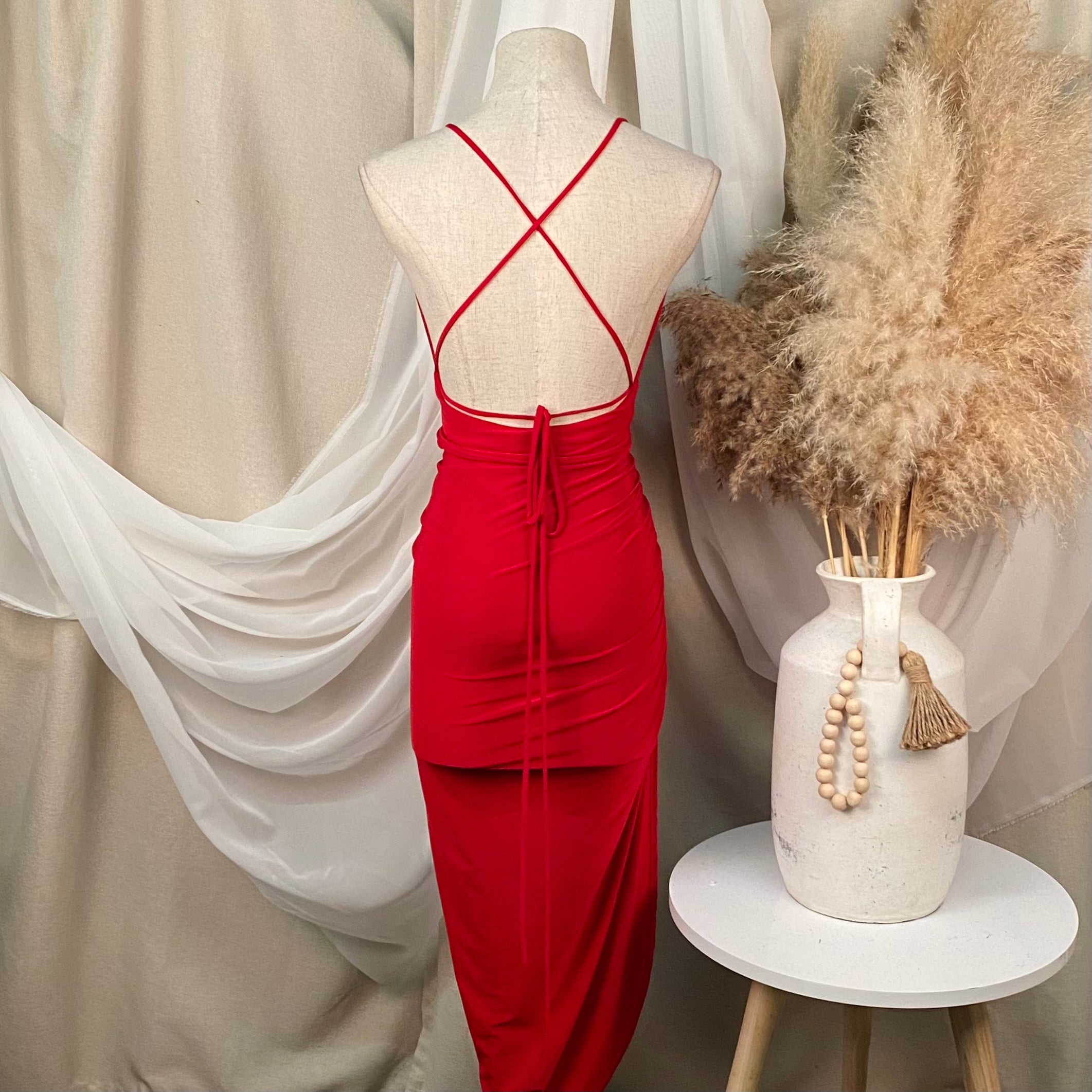 Vivan Halter Dress (Red)
