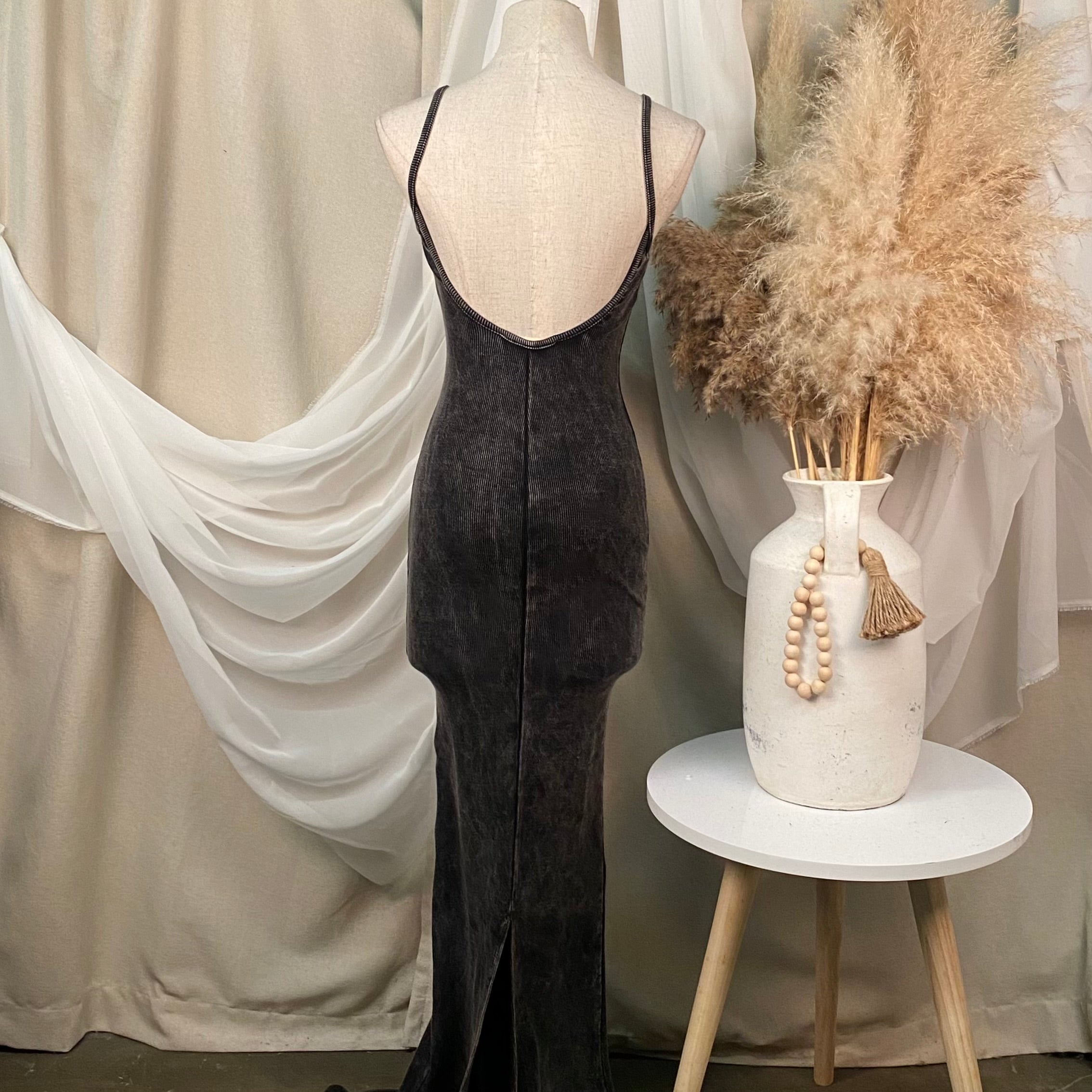 Kim K Long Dress (Black)