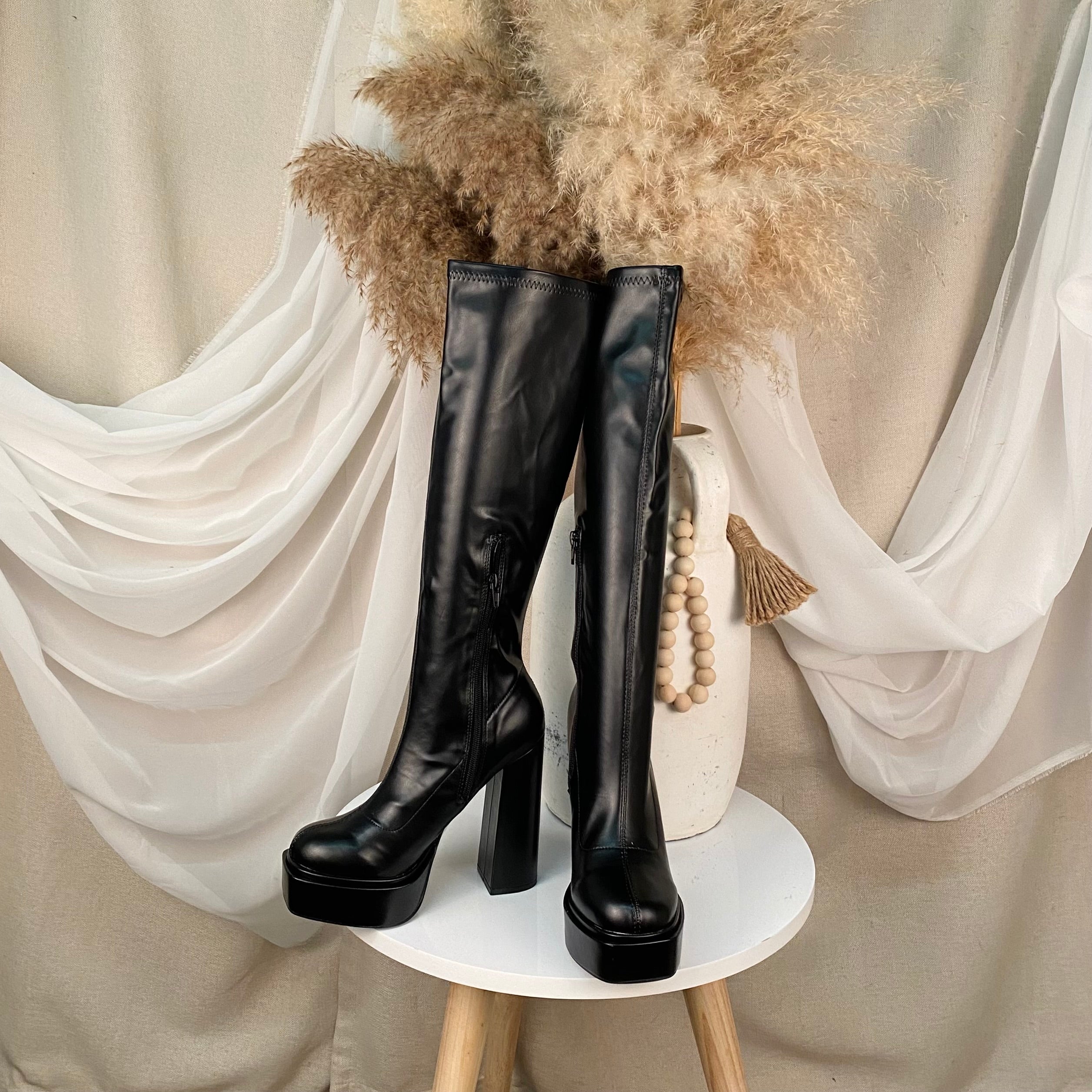 Angelo Boot Heels (Black)