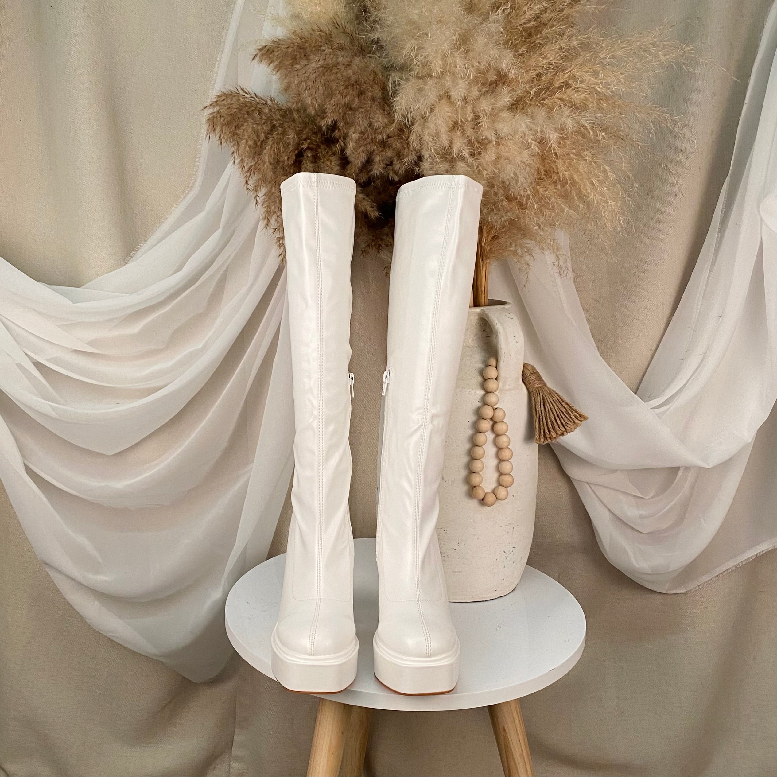 Angelo Leather Boots (White)