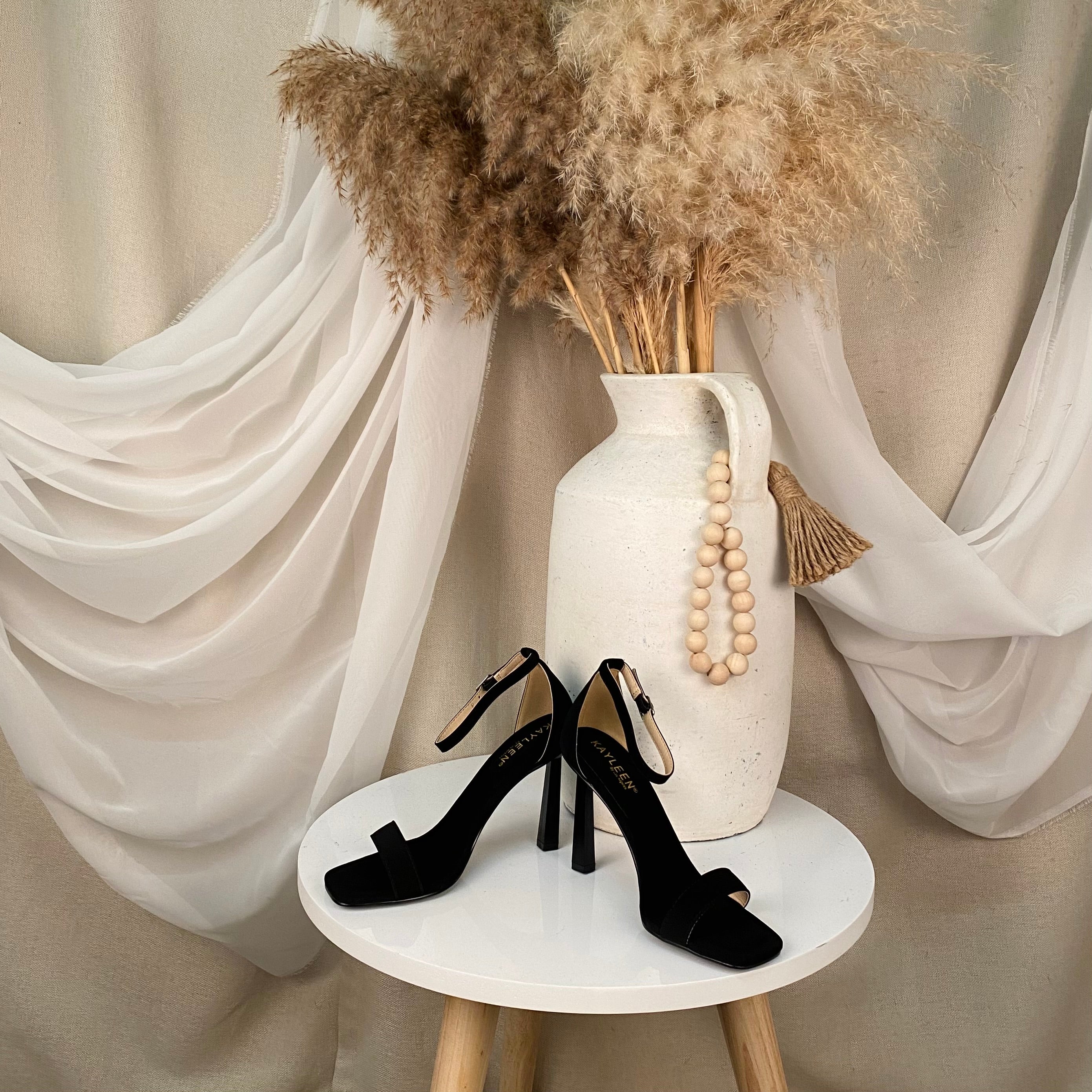 Araceli Suede Heels (Black)