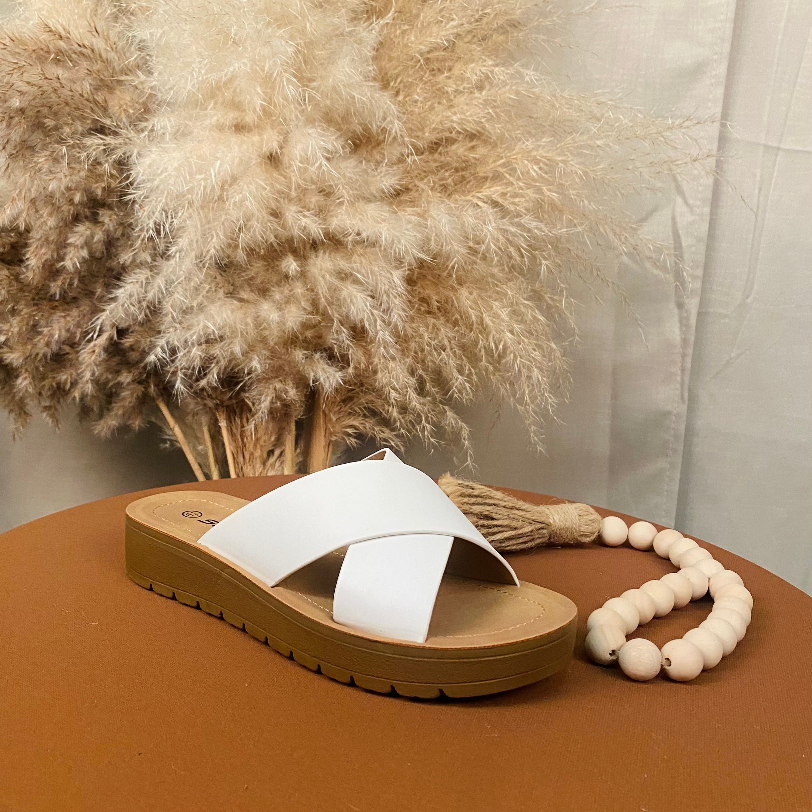 Eliana Sandals (White)
