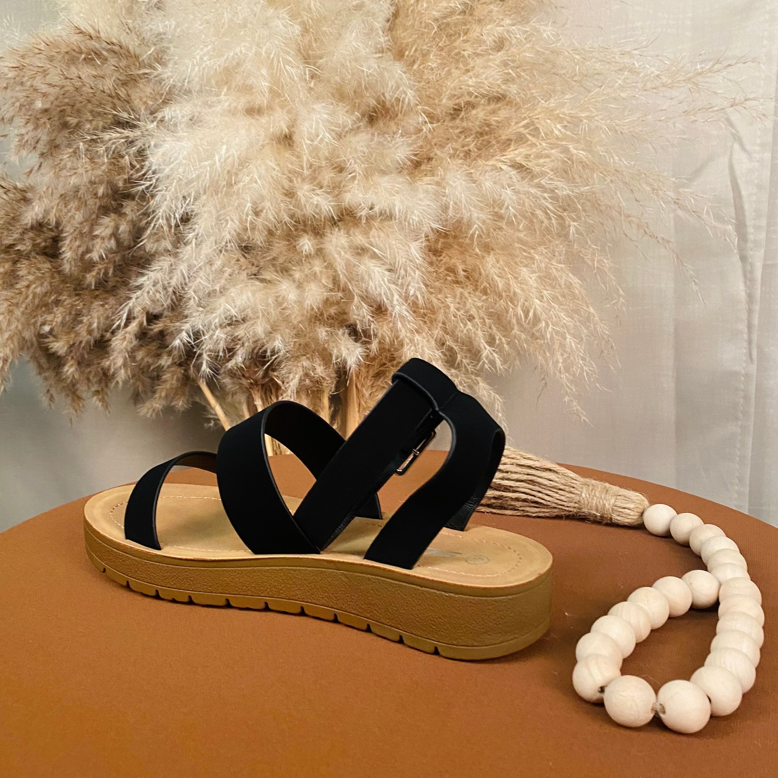 Sandy Sandals (Black)