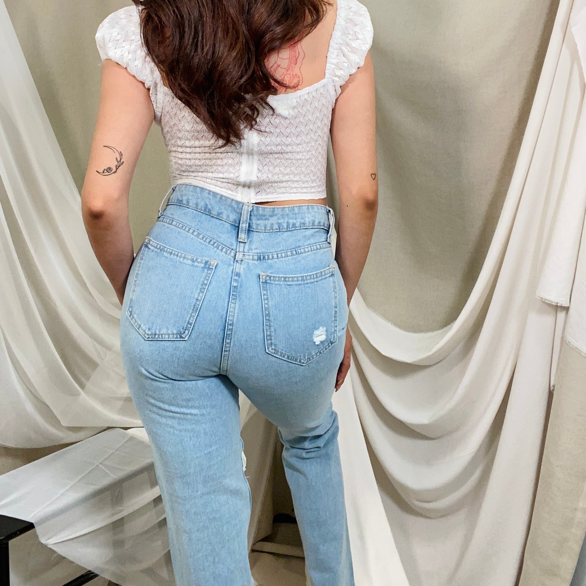 Malia High Rise Jeans (Light)