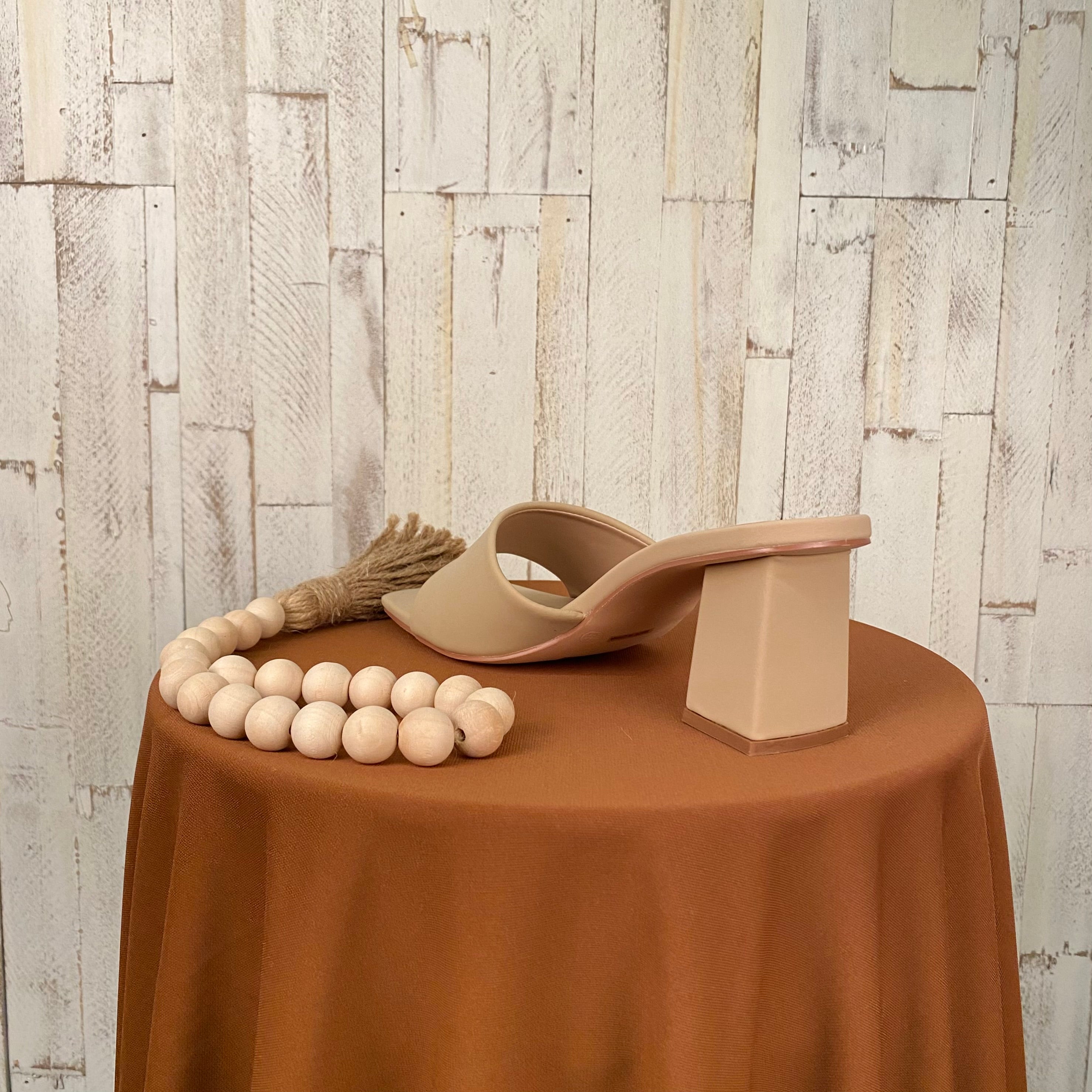 Melissa Heels (Nude)