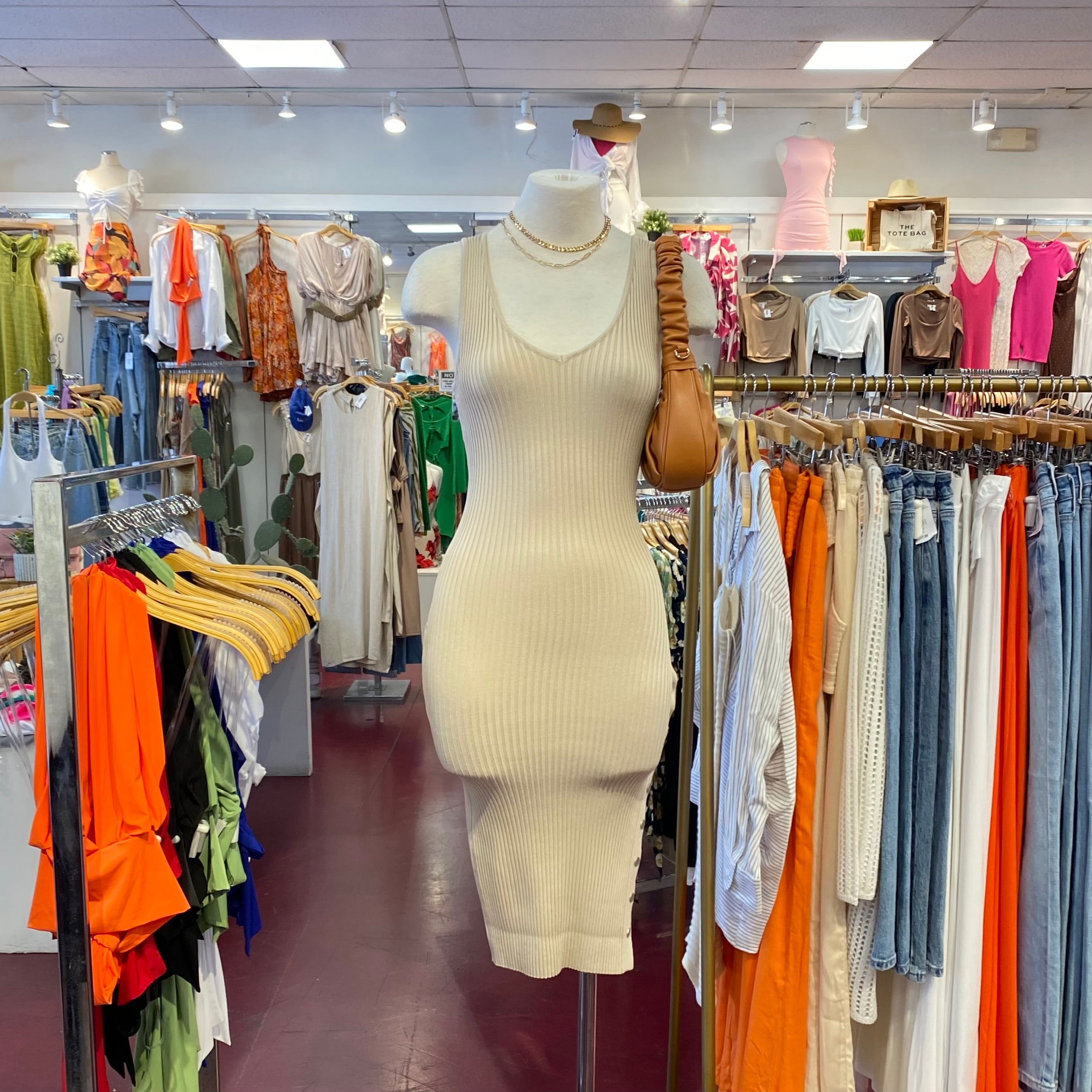 Brianna Dress (Taupe)