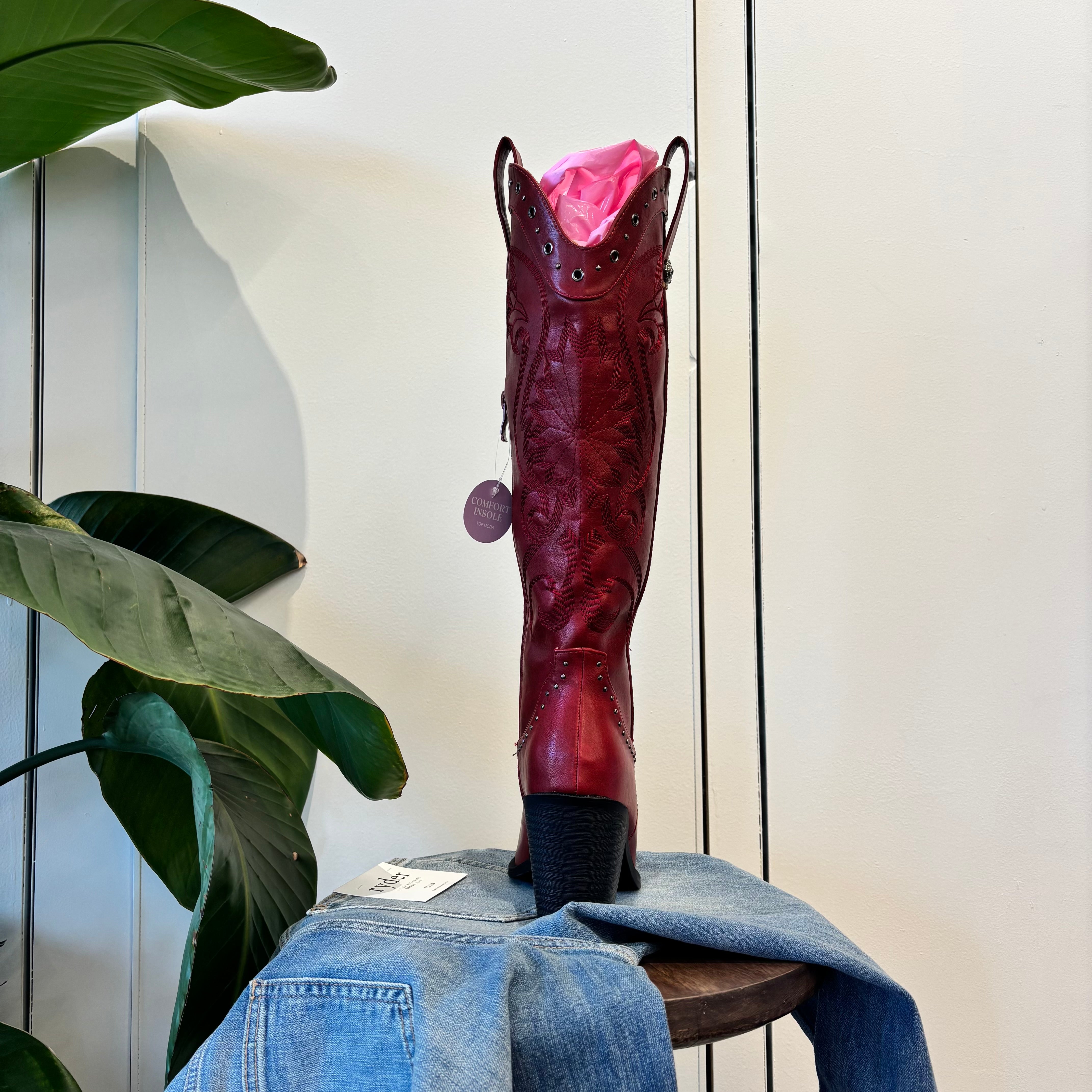 Janelle Cowboy Boots (Red)