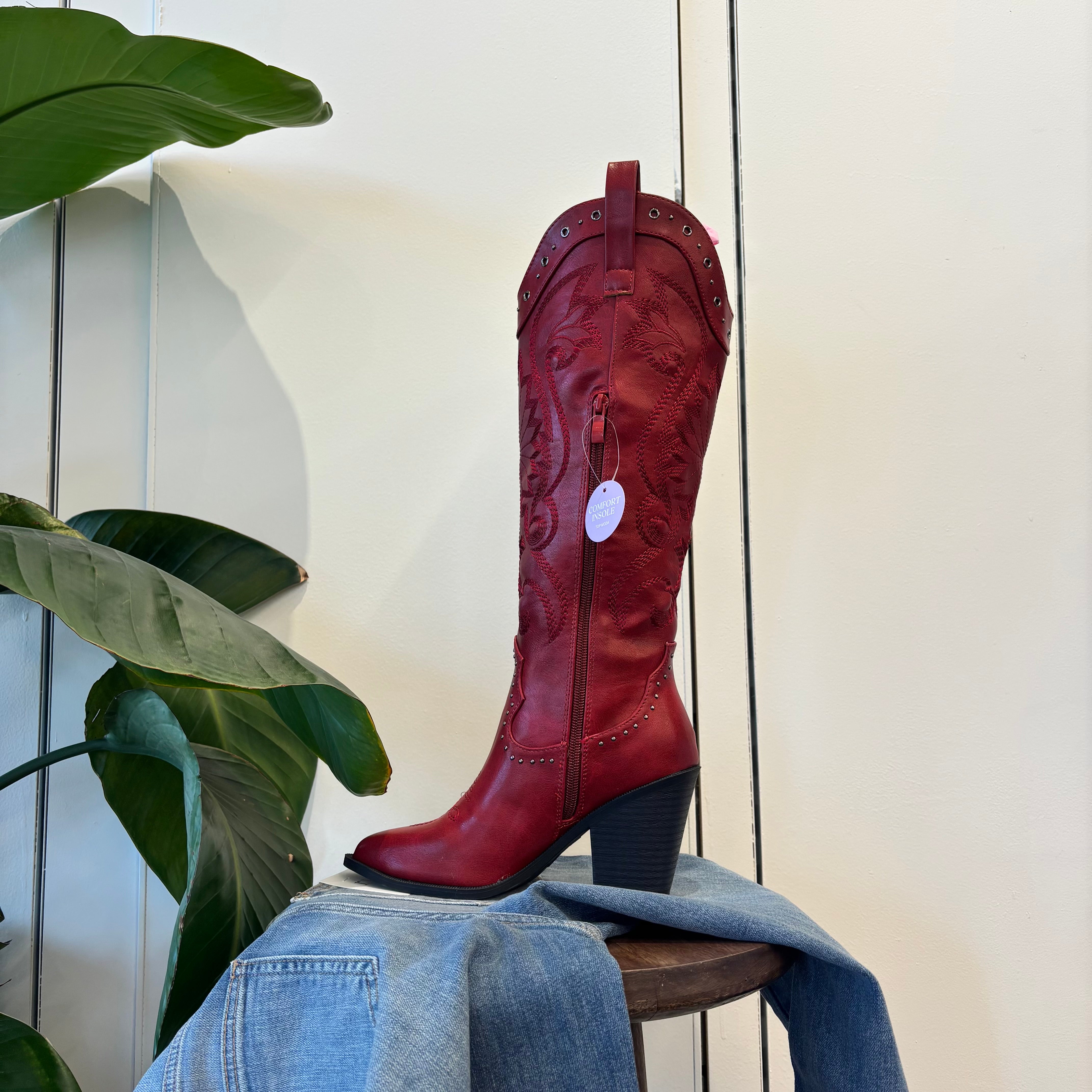 Janelle Cowboy Boots (Red)