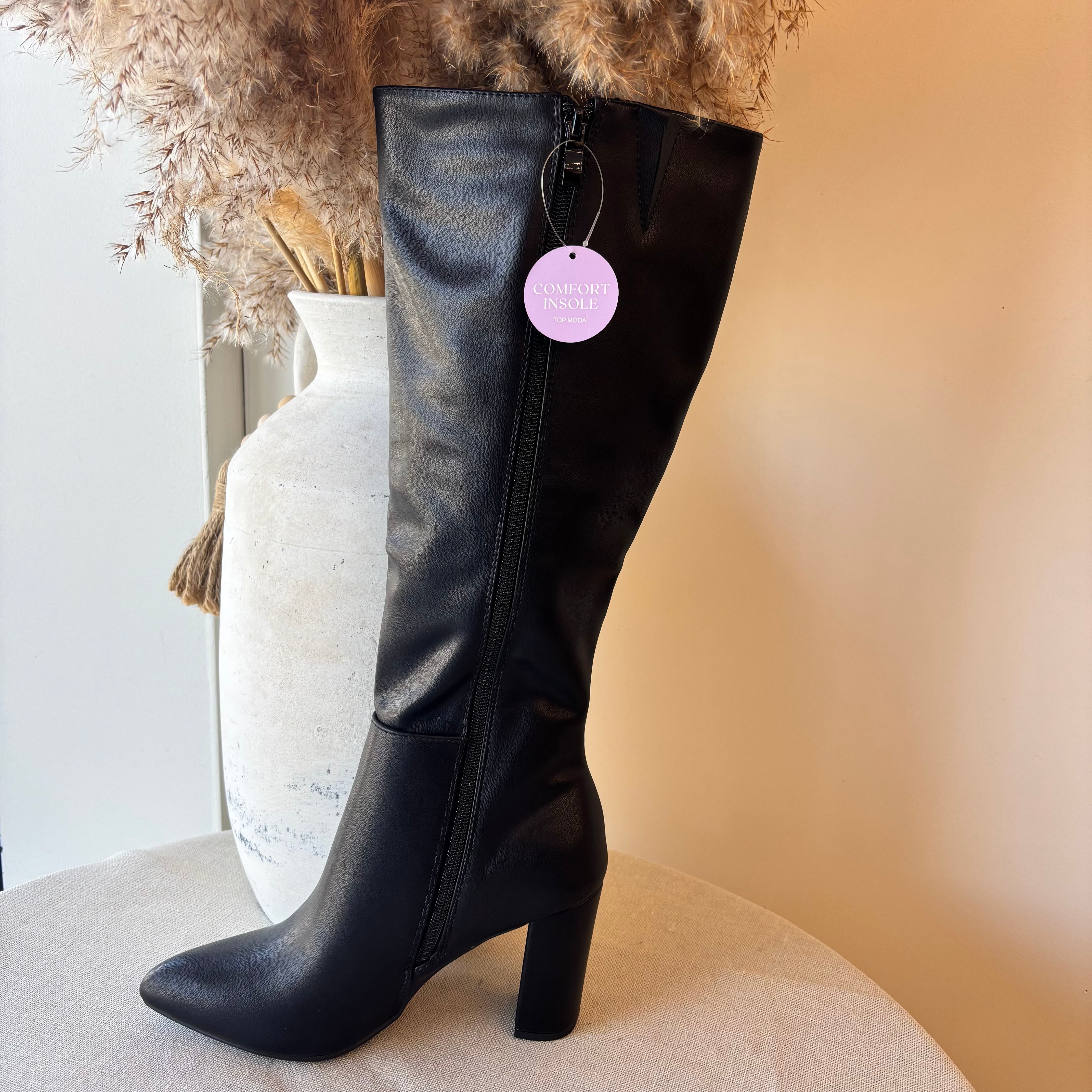 Selena Boots (Black)