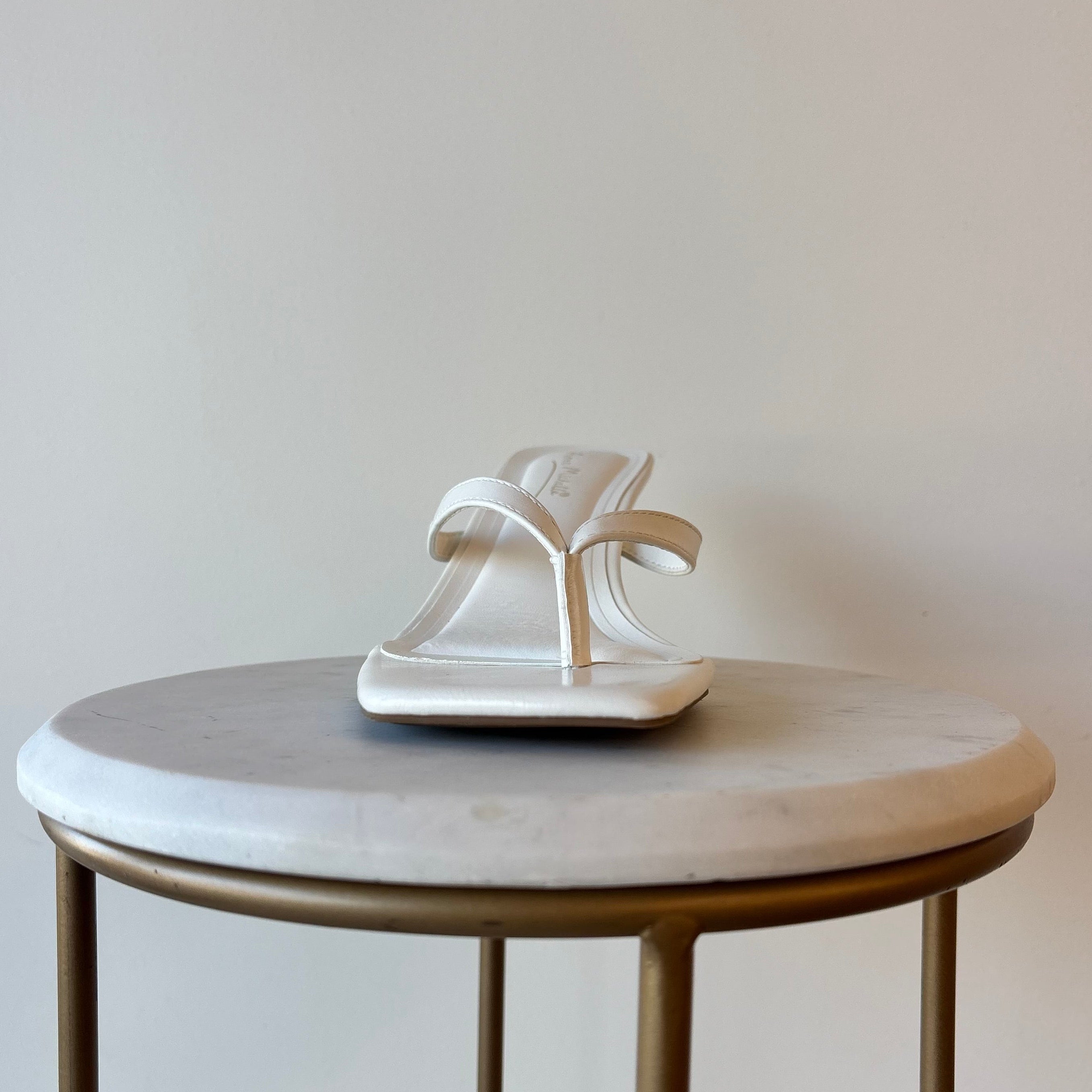Gisele Heels (White)