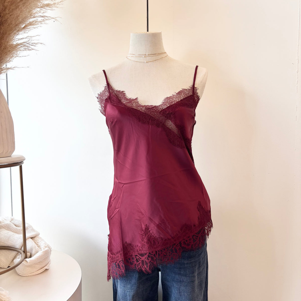 Lola Top (Wine)