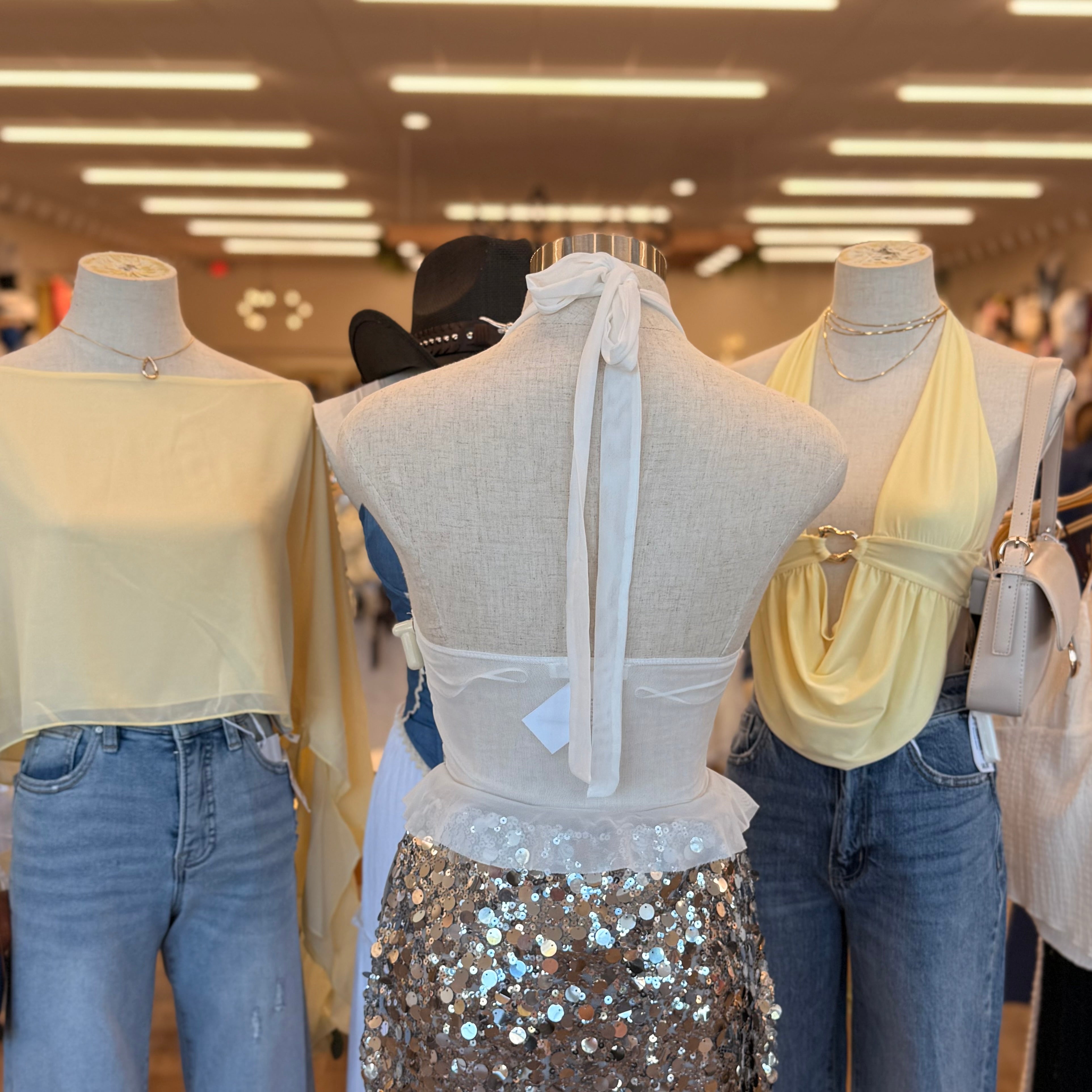 Cassie Halter Top (Ivory)