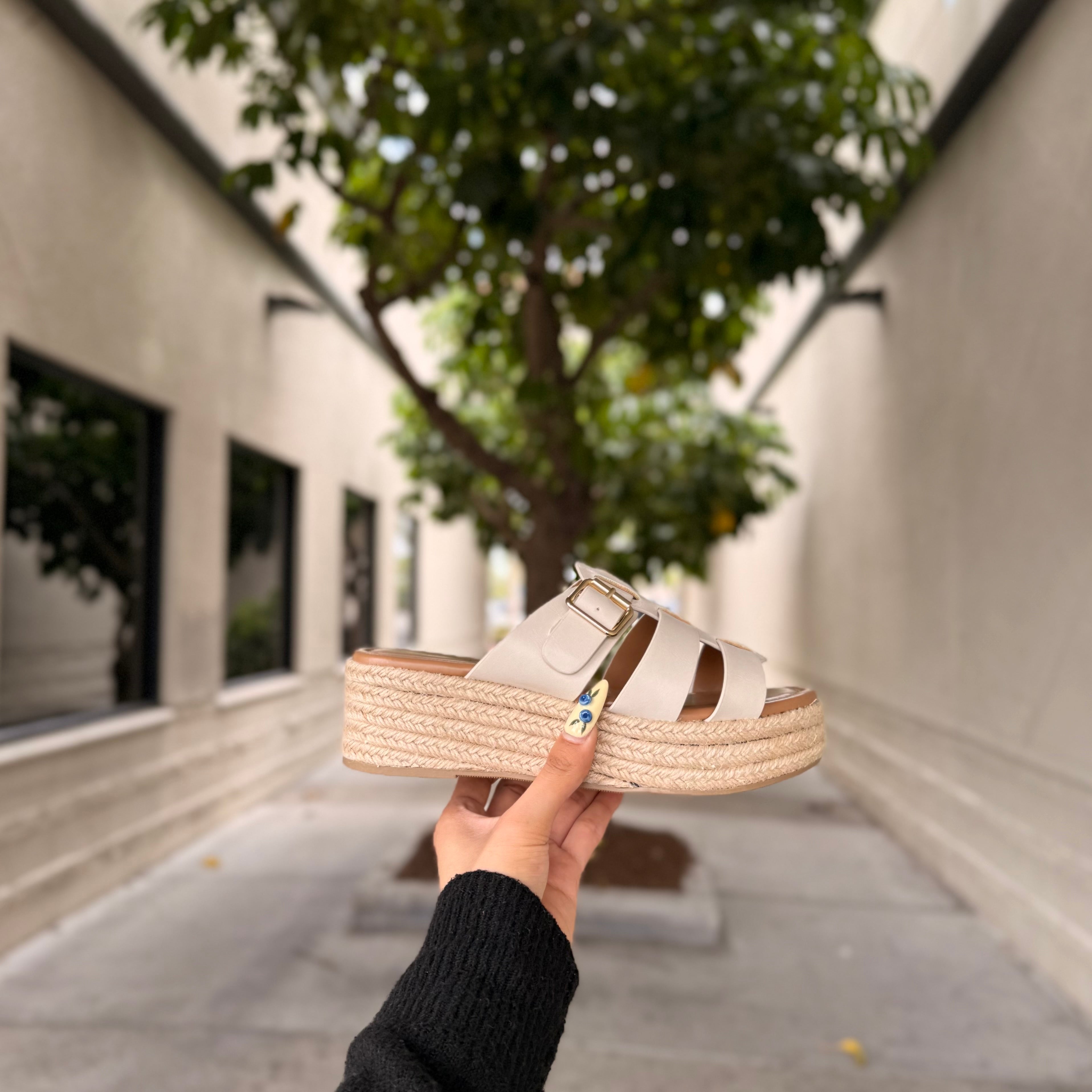 Hazel Espadrille Platform Sandals (Beige)