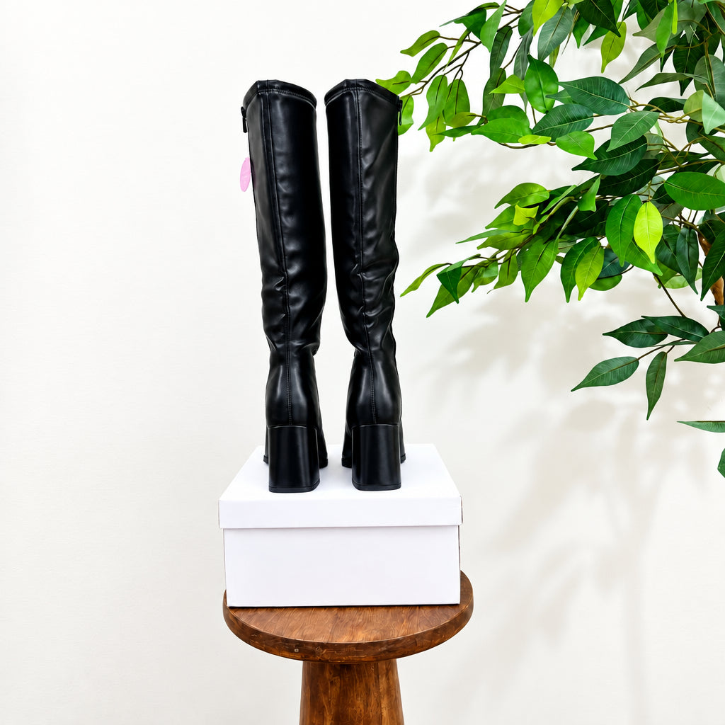 Zayra Boots (Black)