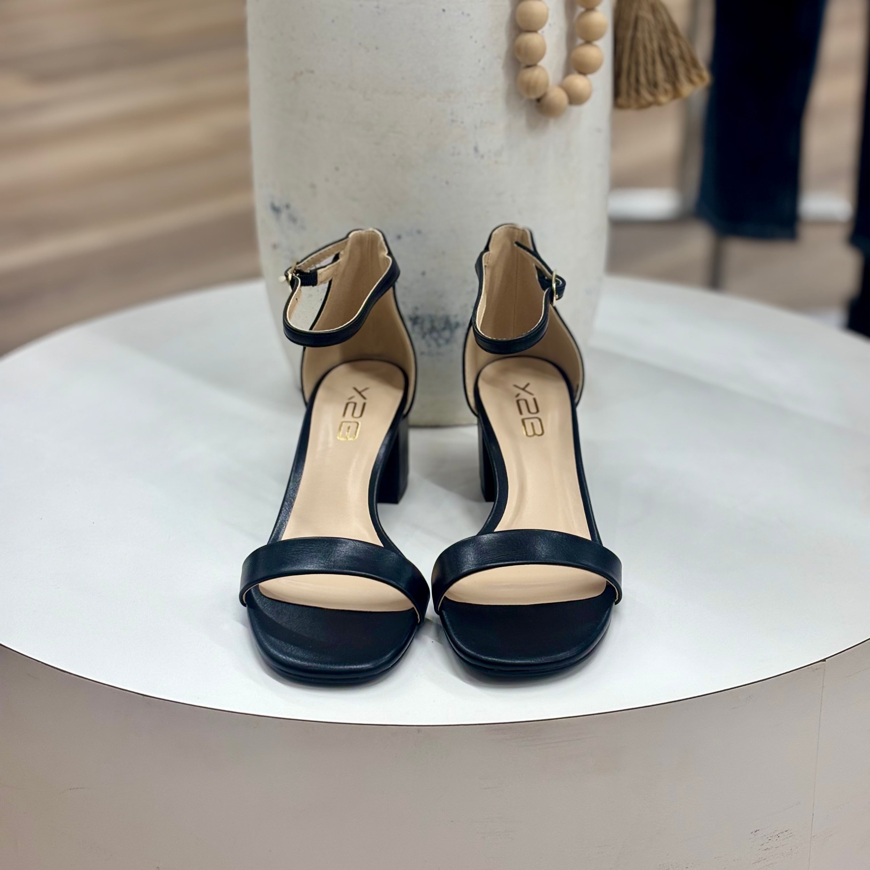 Reyna Heels (Black)
