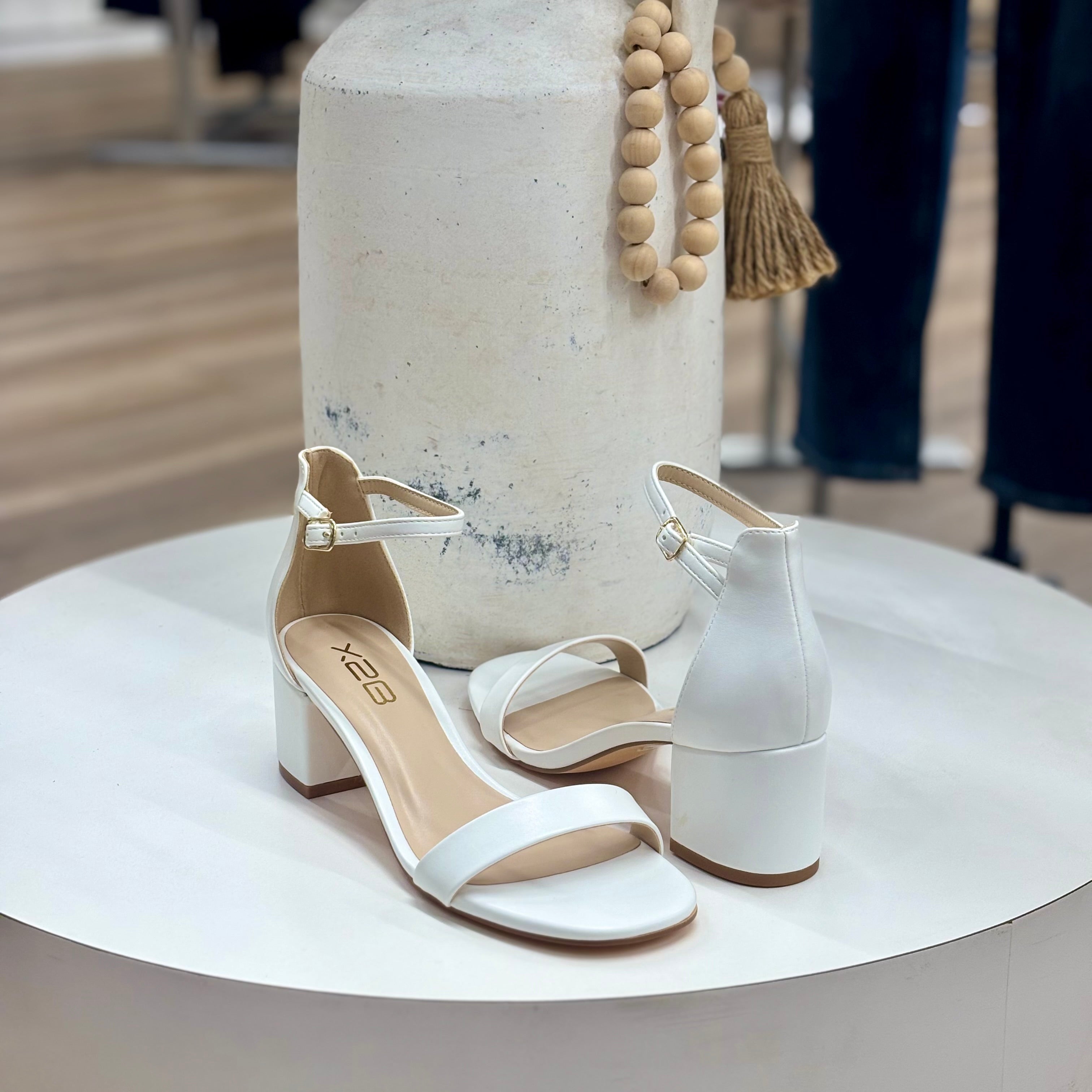 Reyna heels (white)