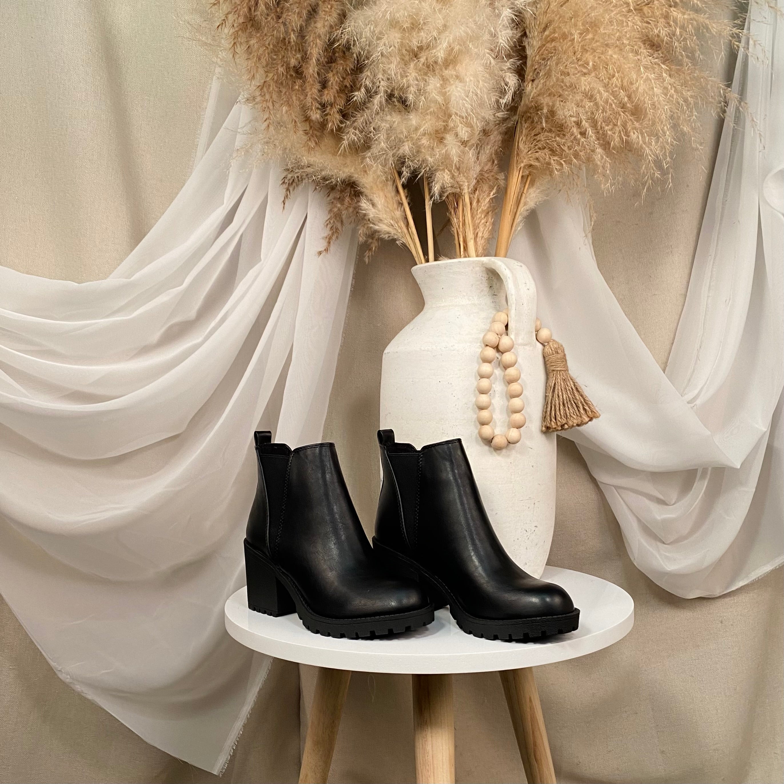 Kevin Booties (Black)