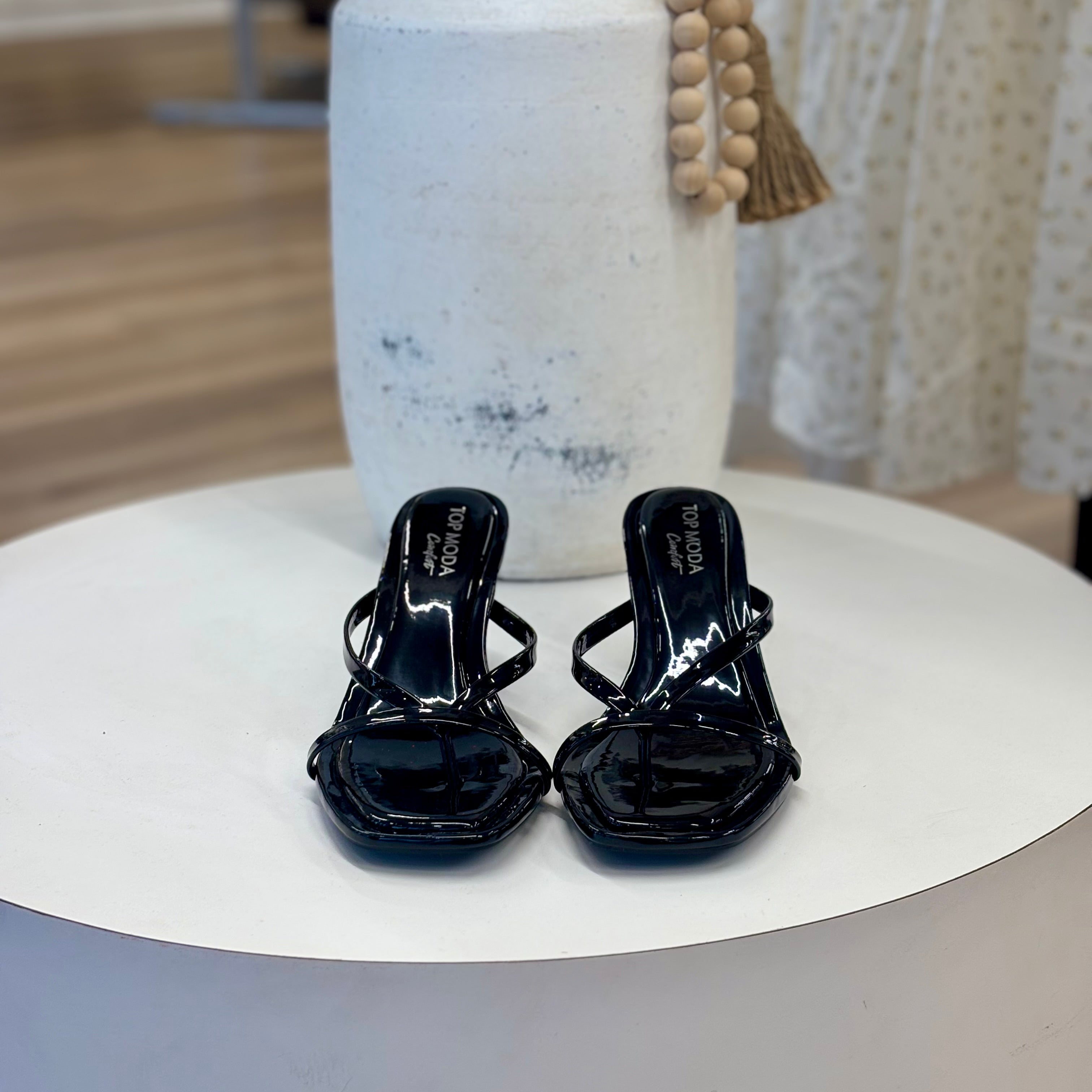 Karla Heels (Black/pat)