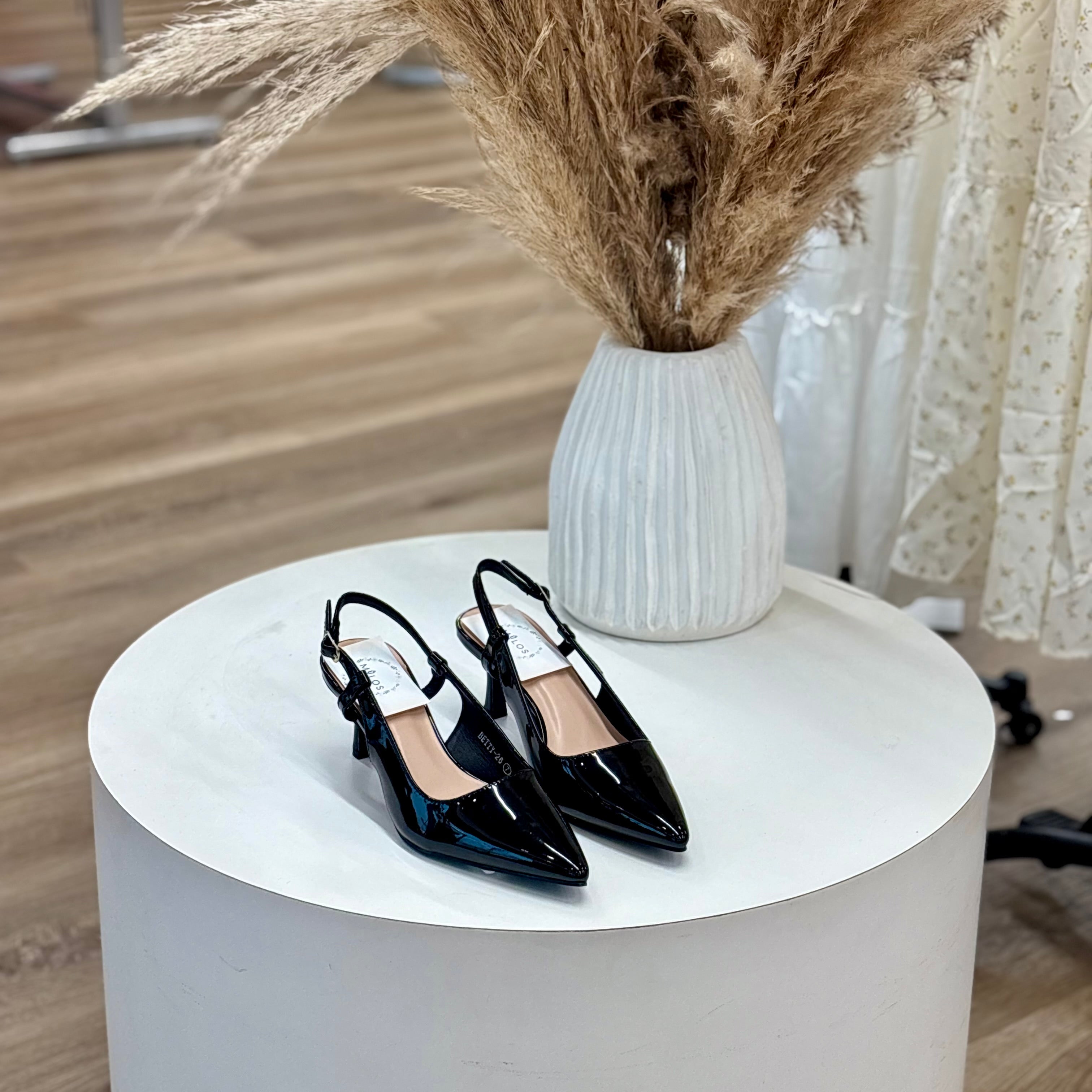 Sam Heels (Black/pat)