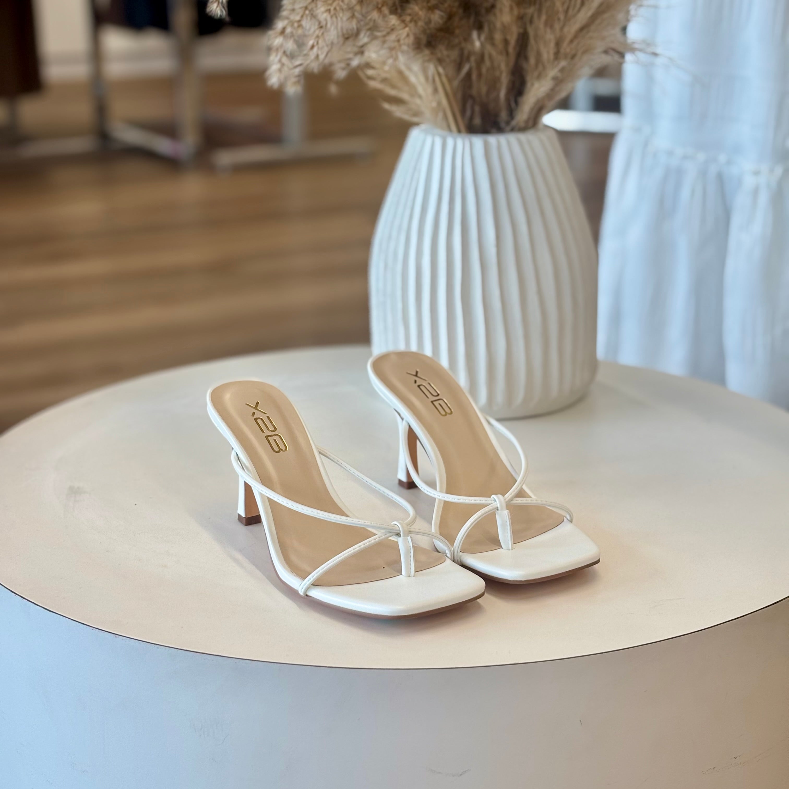 Liam Heels (White)