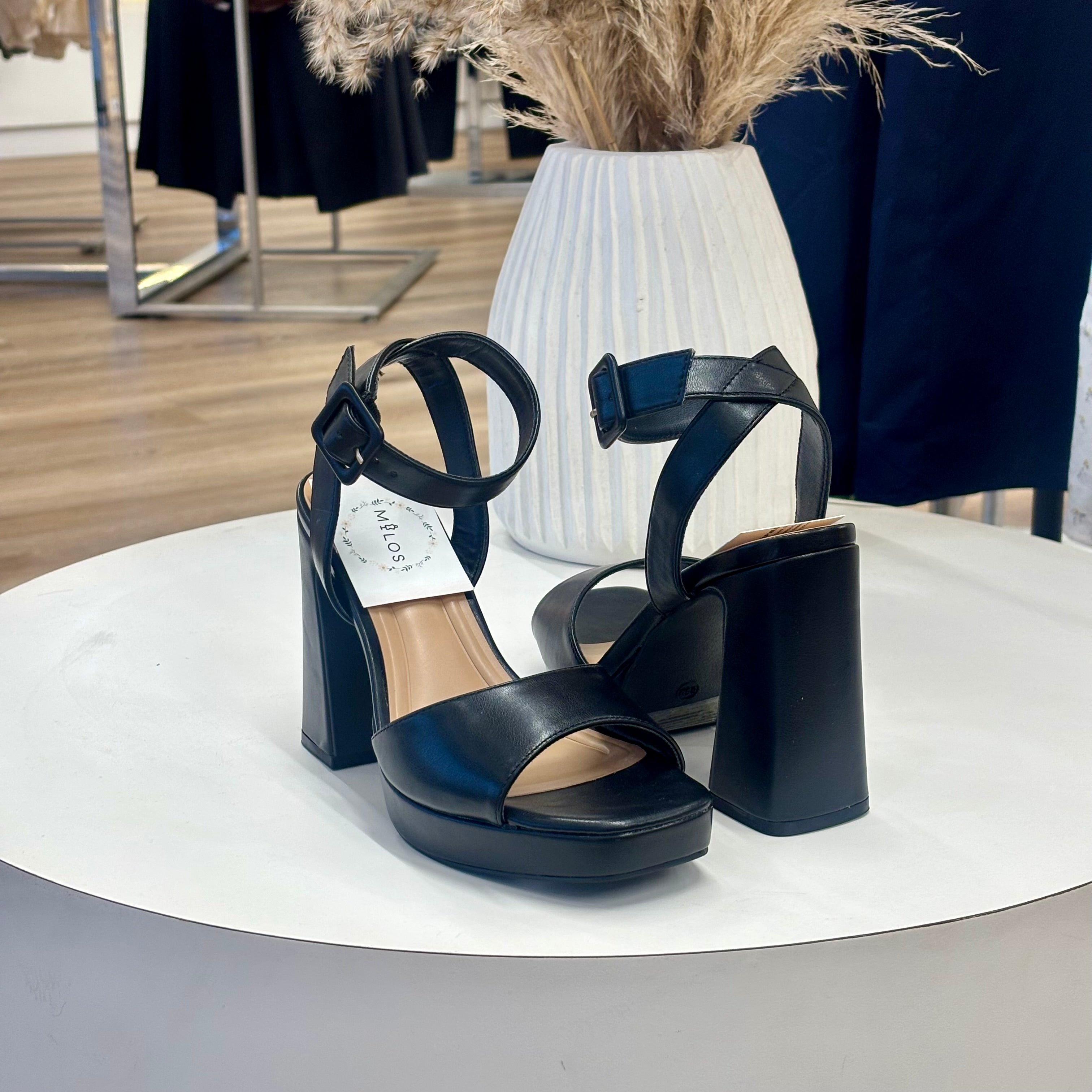 NIck Heels (Black)