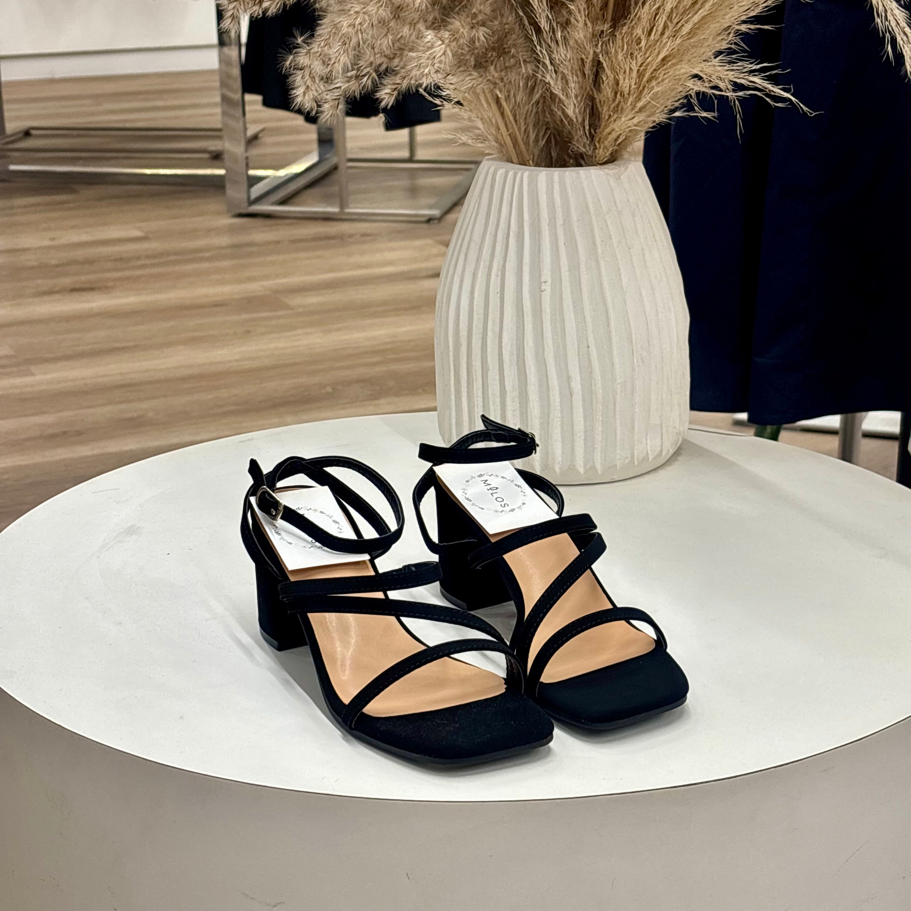 Daphne Heels (Black)