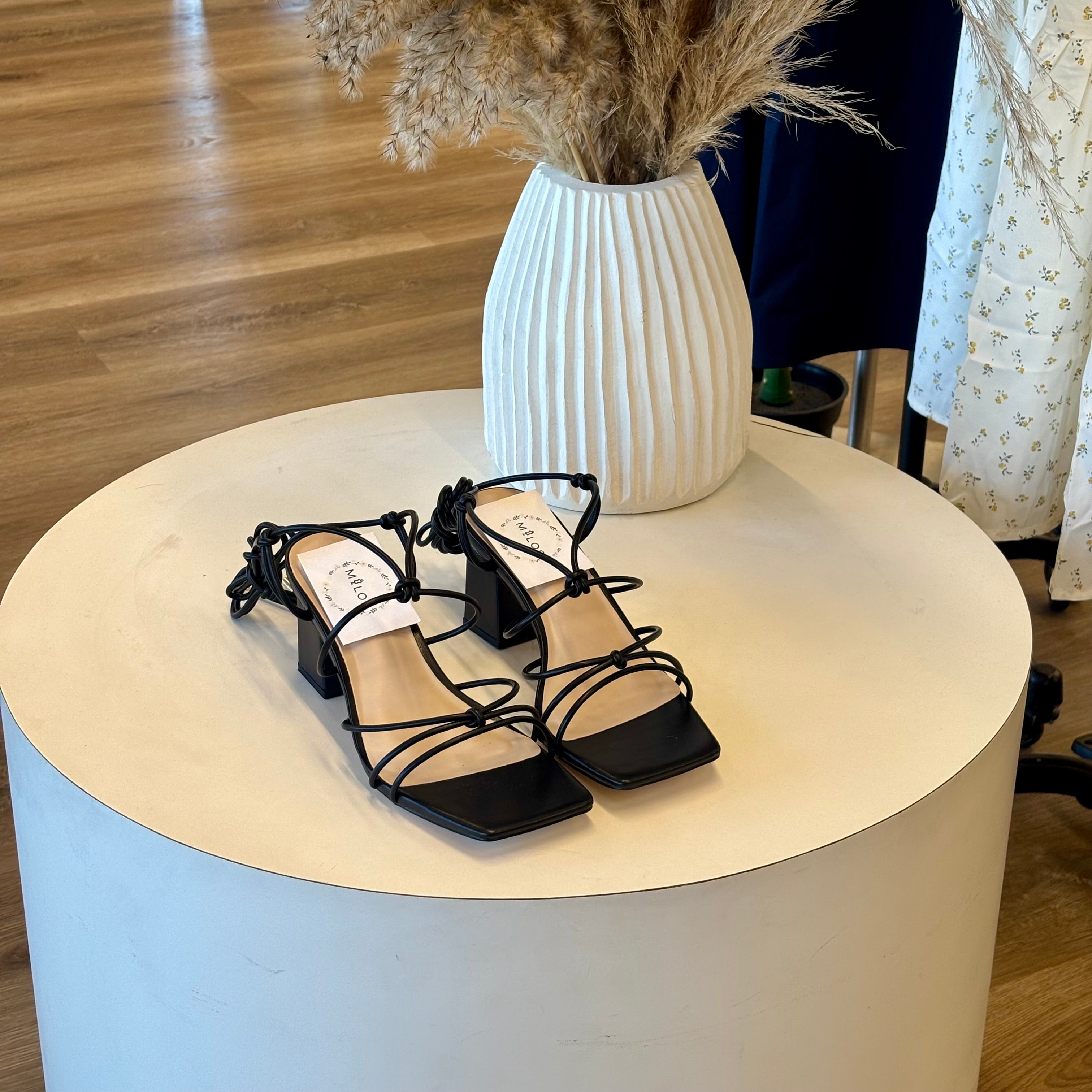 Jennifer Heels (Black)