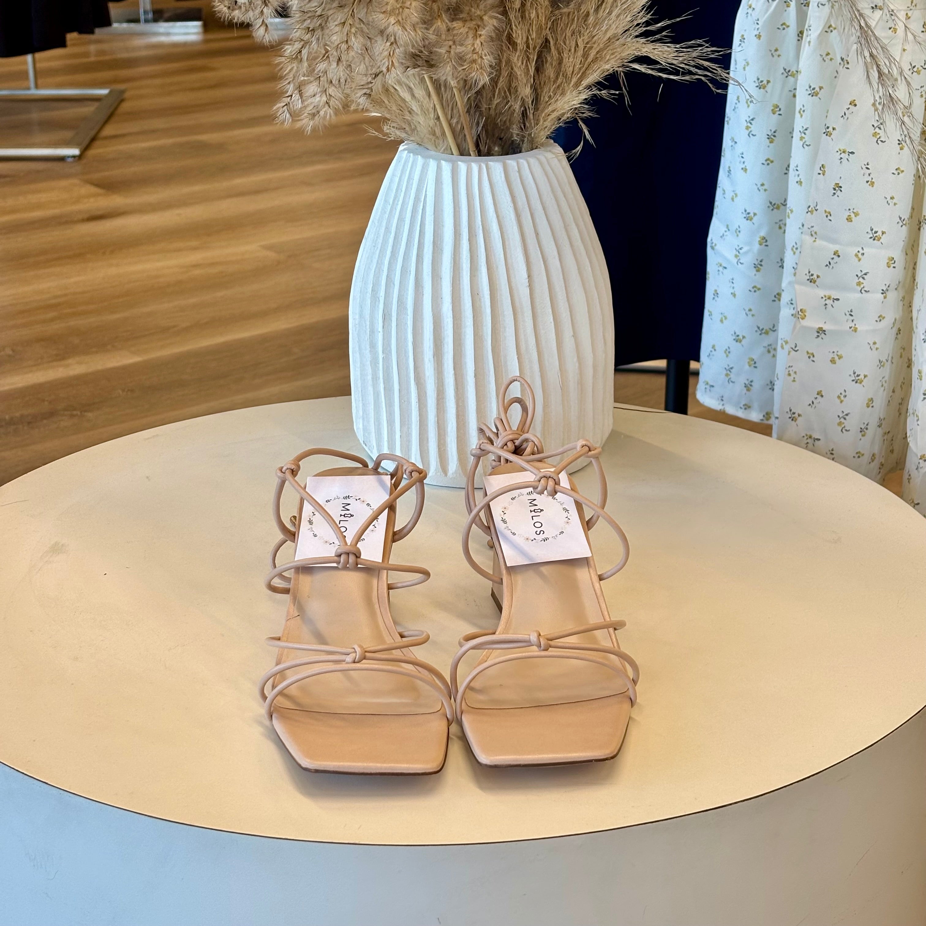 Jennifer Heels (Nude)