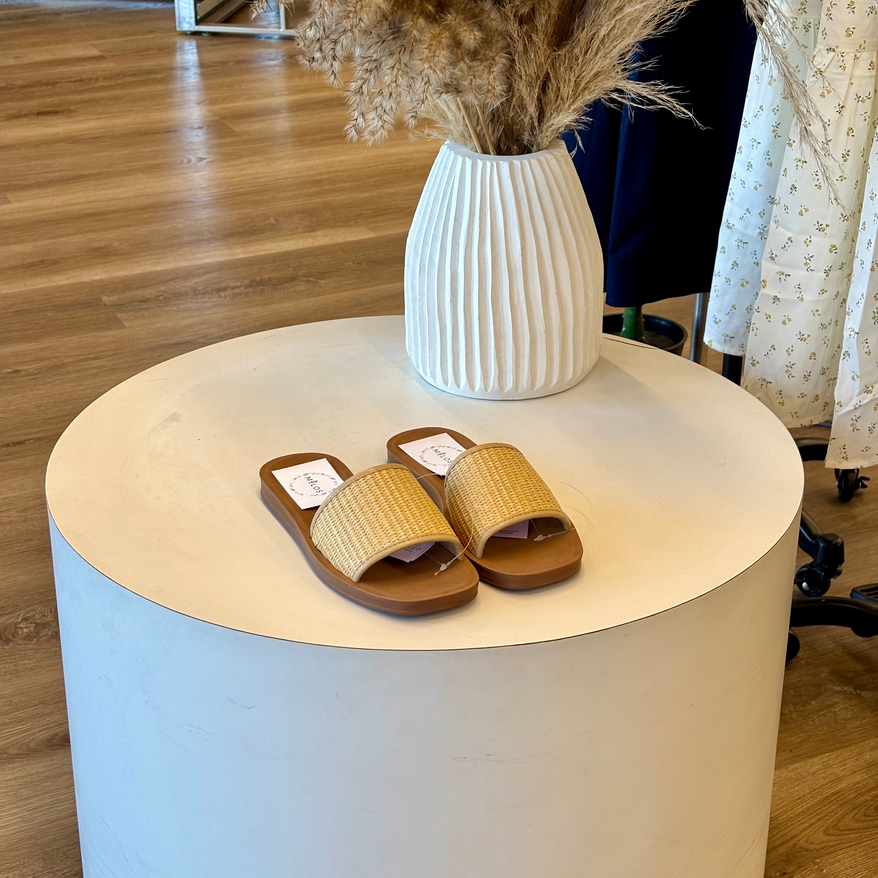 Cindy Sandals (Beige)