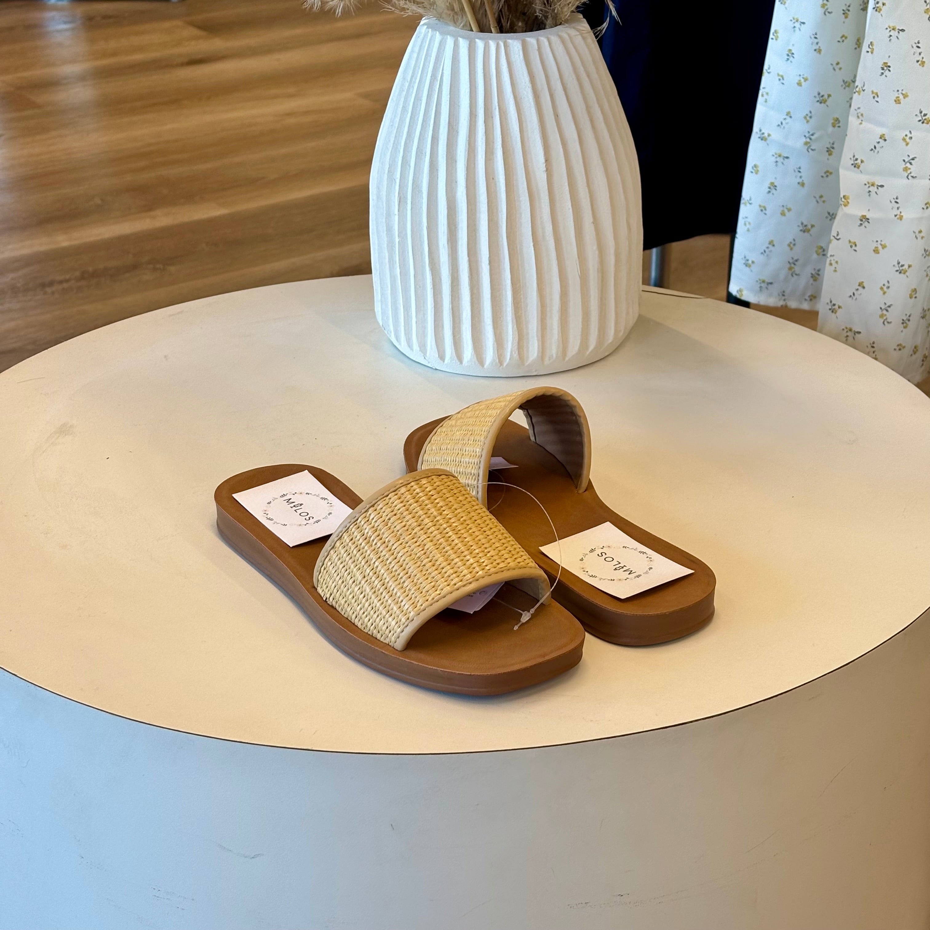 Cindy Sandals (Beige)