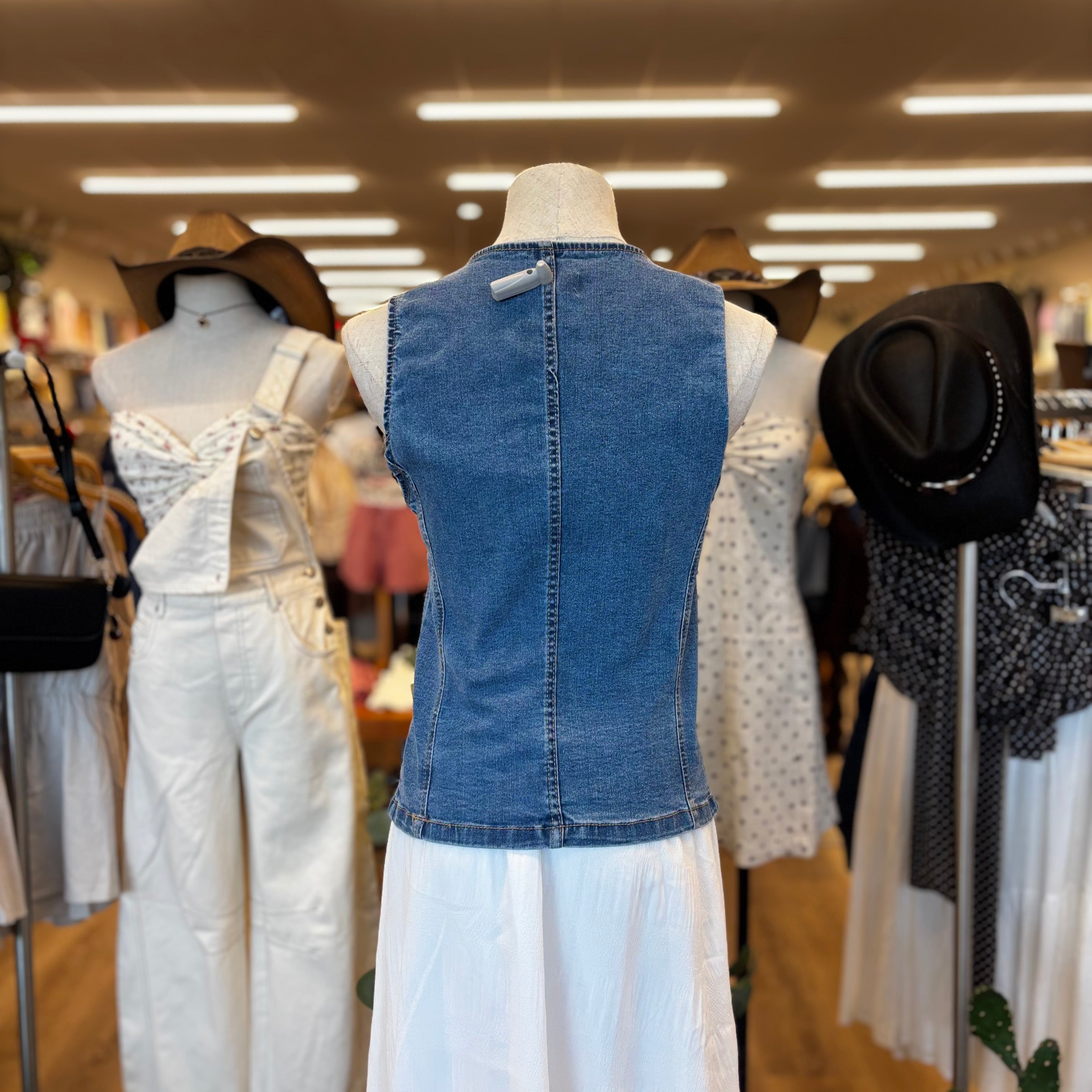 Cleo Denim Vest (light)