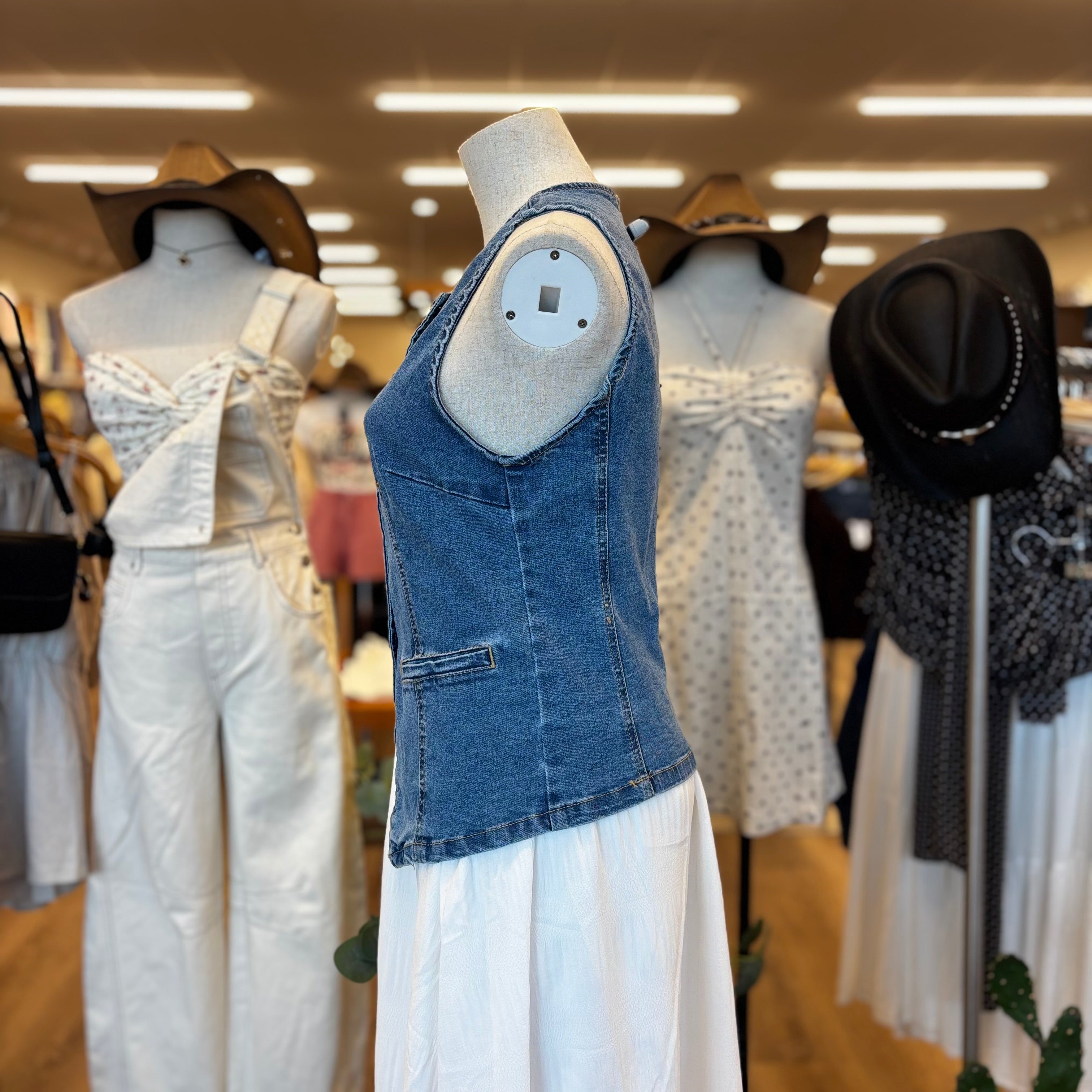 Cleo Denim Vest (light)