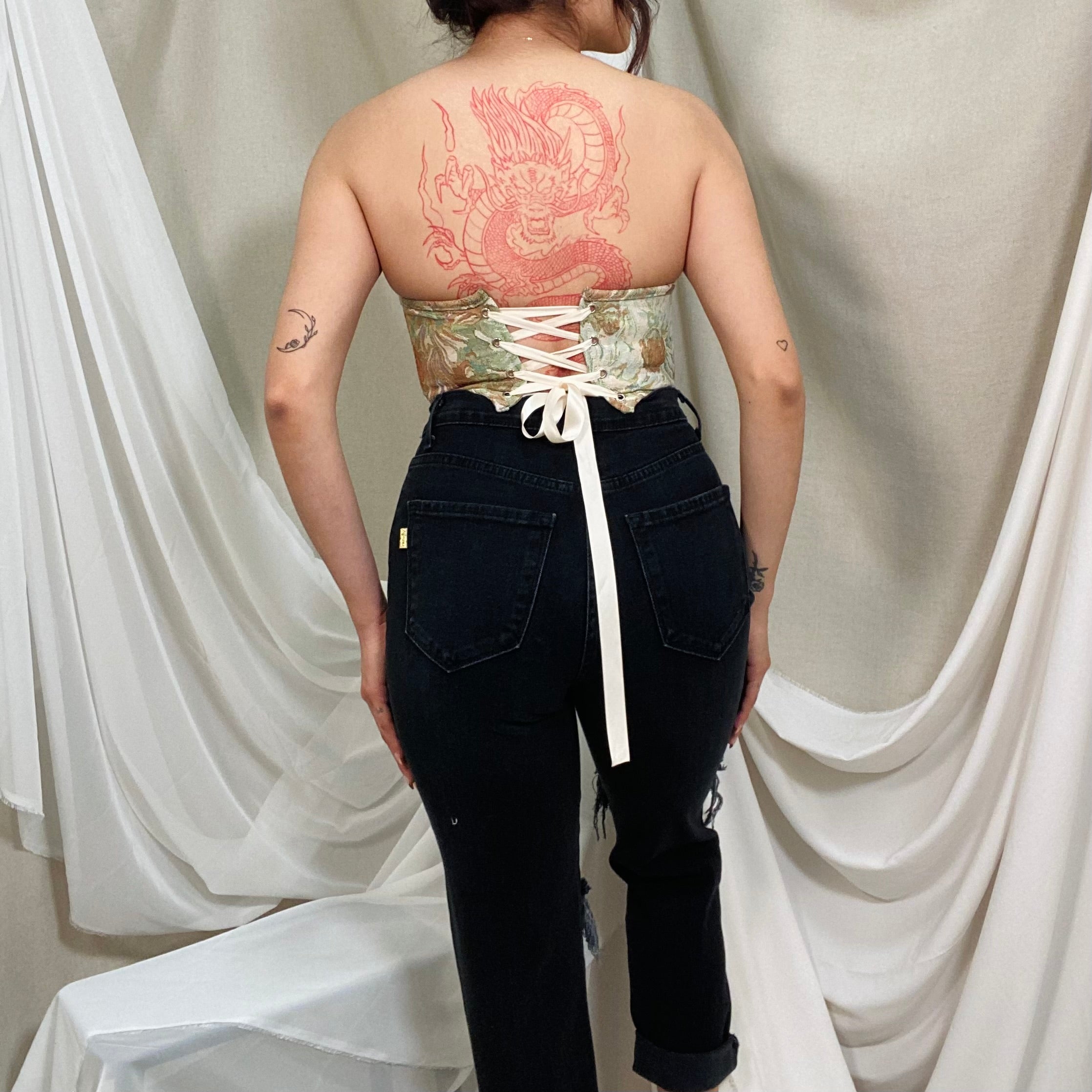 Milo High Rise Mom Jeans (Black)