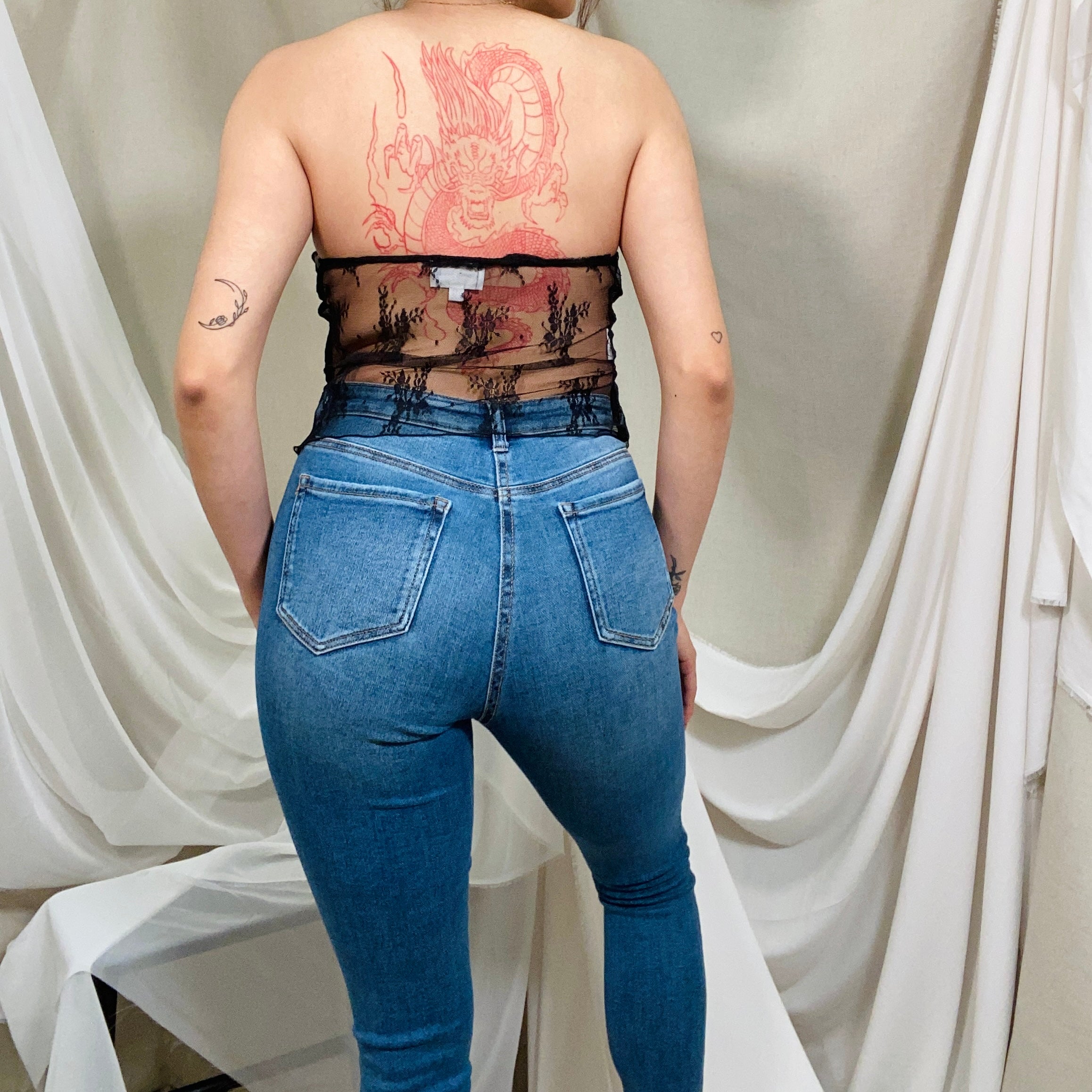 Desiree High Rise Jeans (Med)