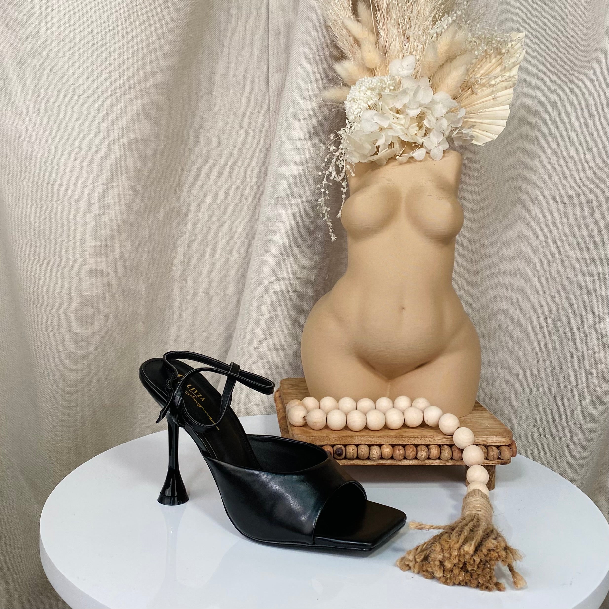 Elia Heels (Black)