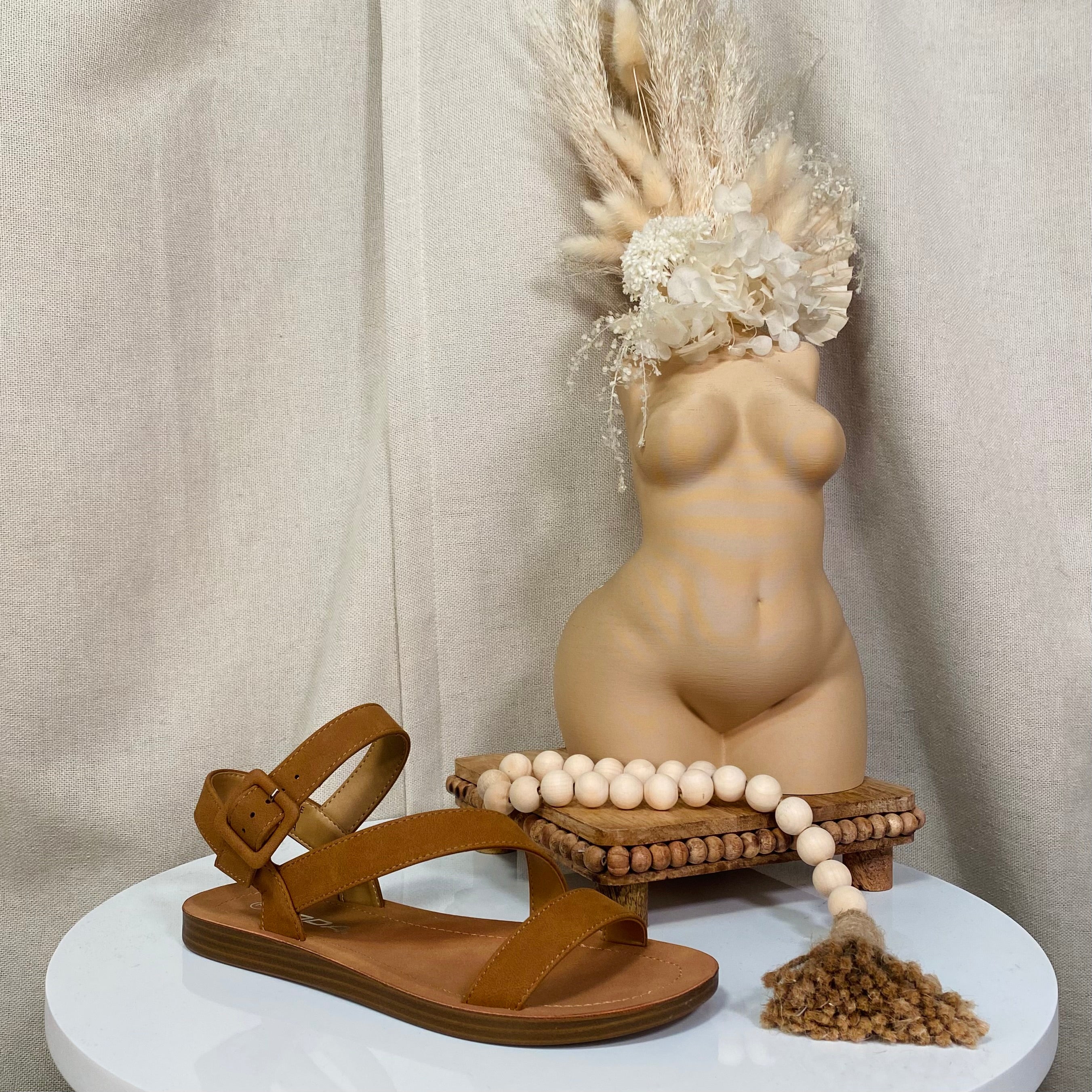 Catalina Sandals (Tan)