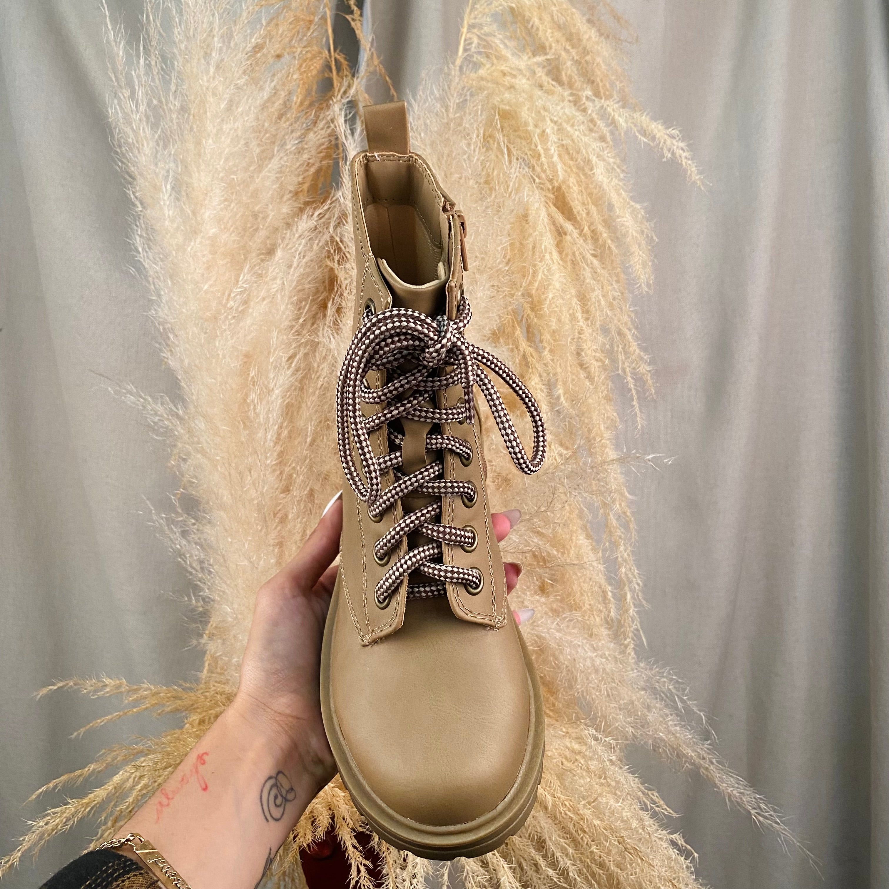 Marcus Combat Boots (Camel)