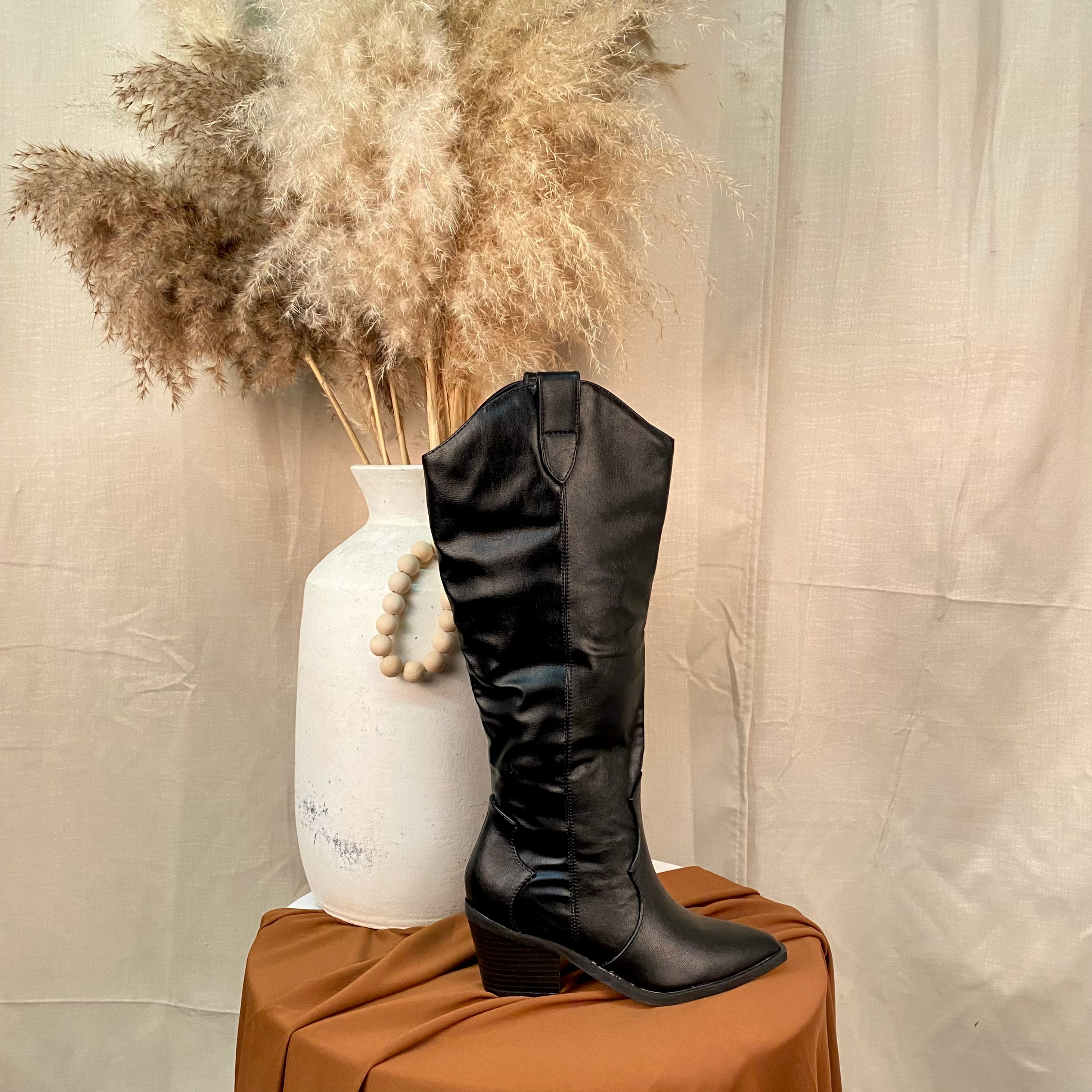 Karla Boots (Black)