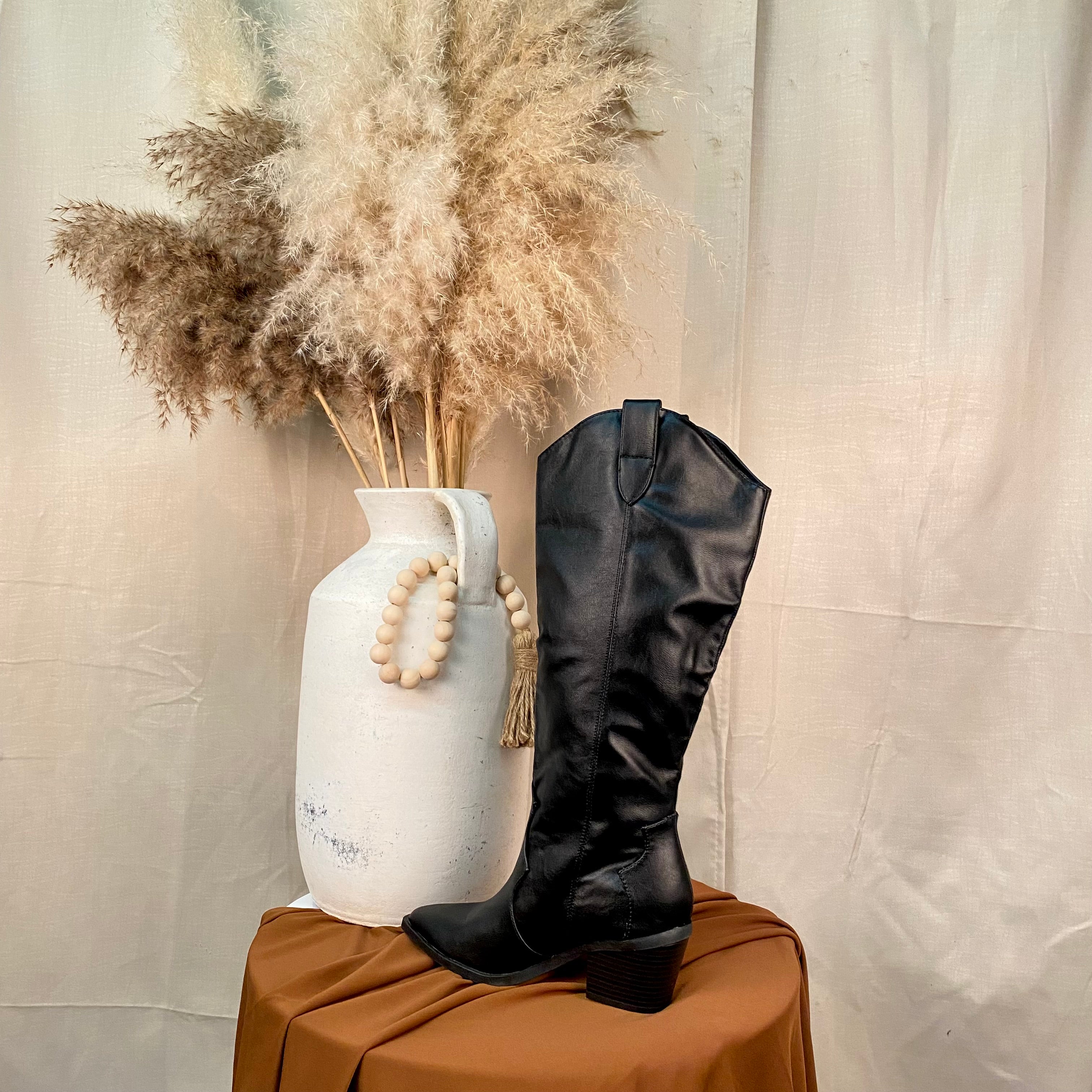 Karla Boots (Black)