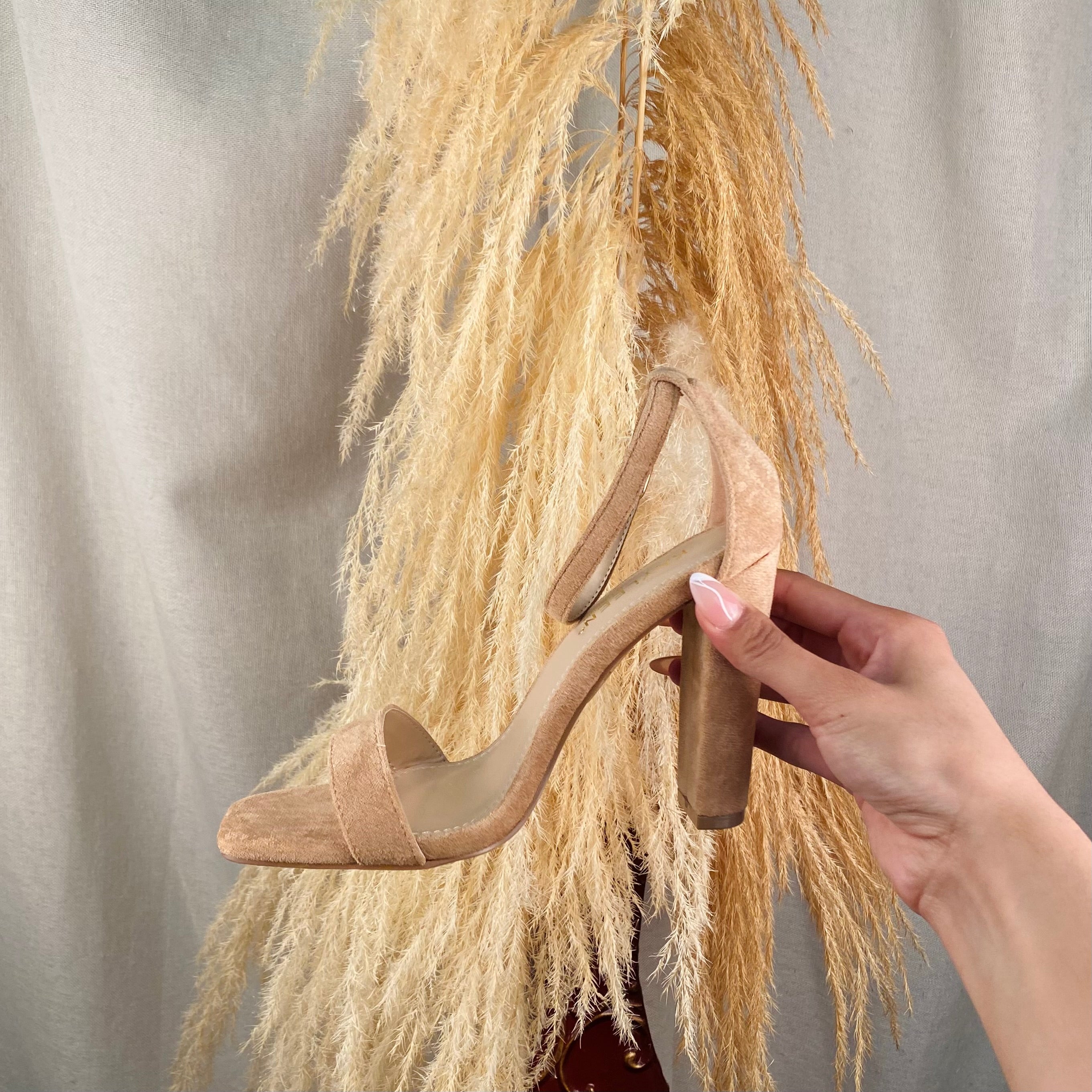 Araceli Suede Heels (Taupe)