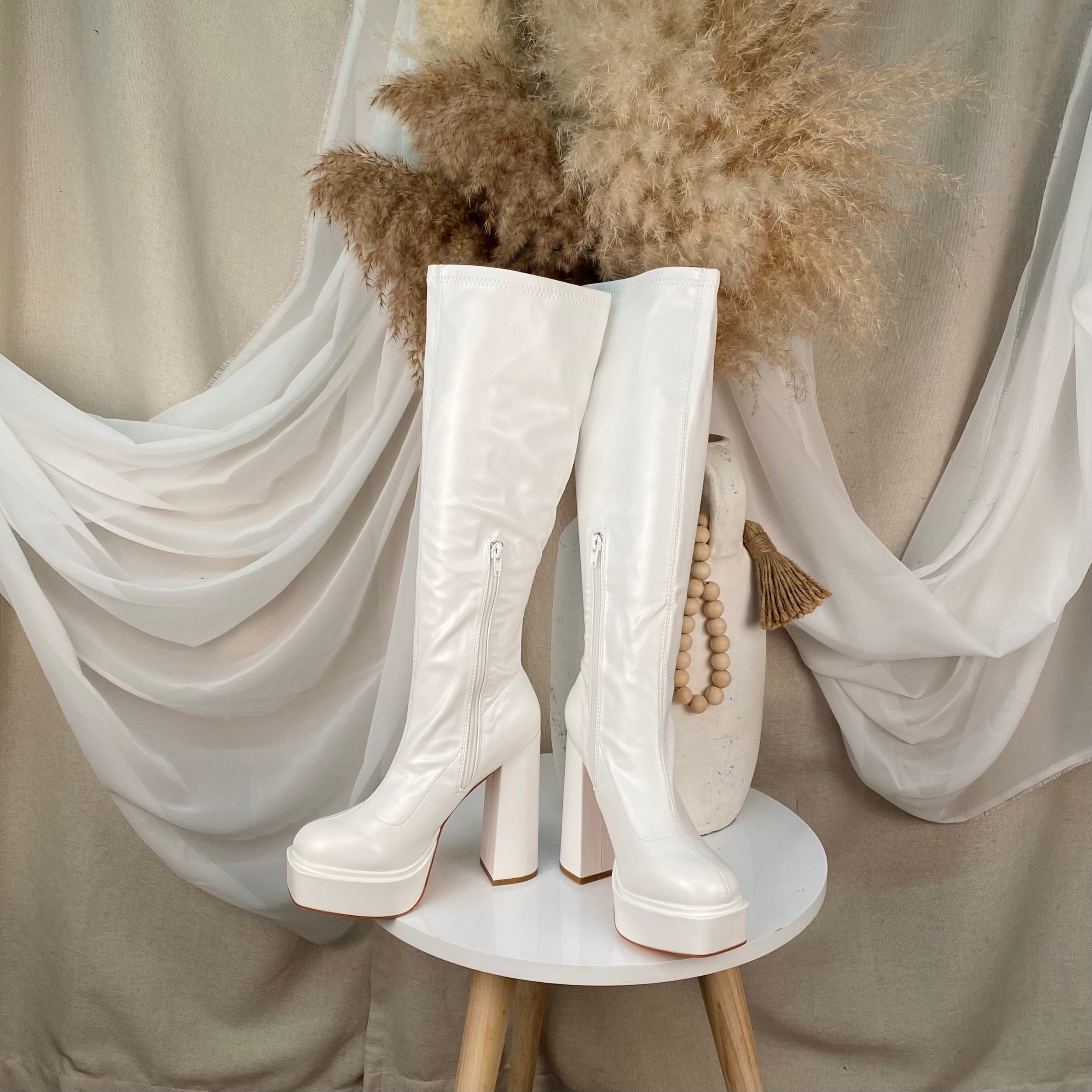 Angelo Leather Boots (White)