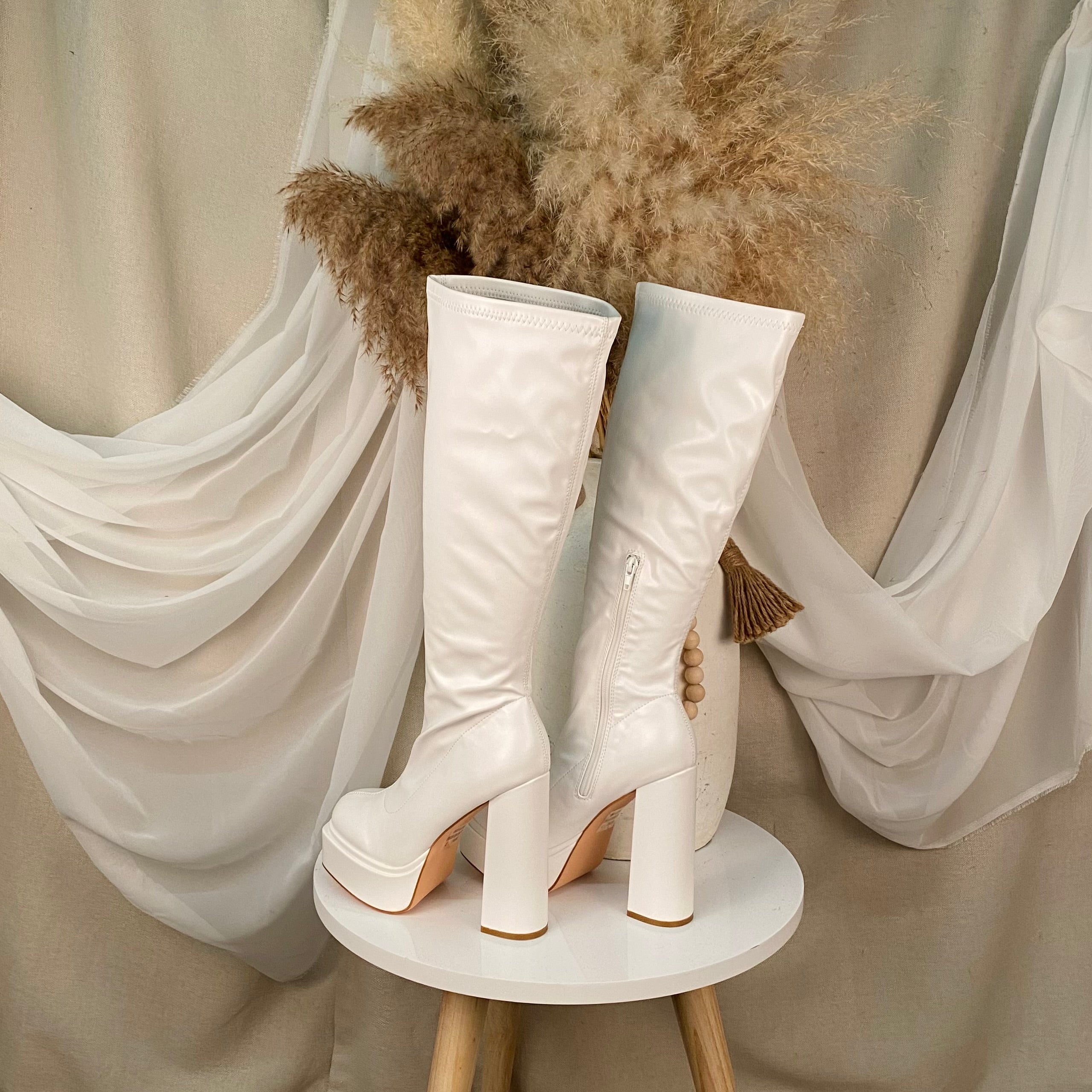Angelo Leather Boots (White)