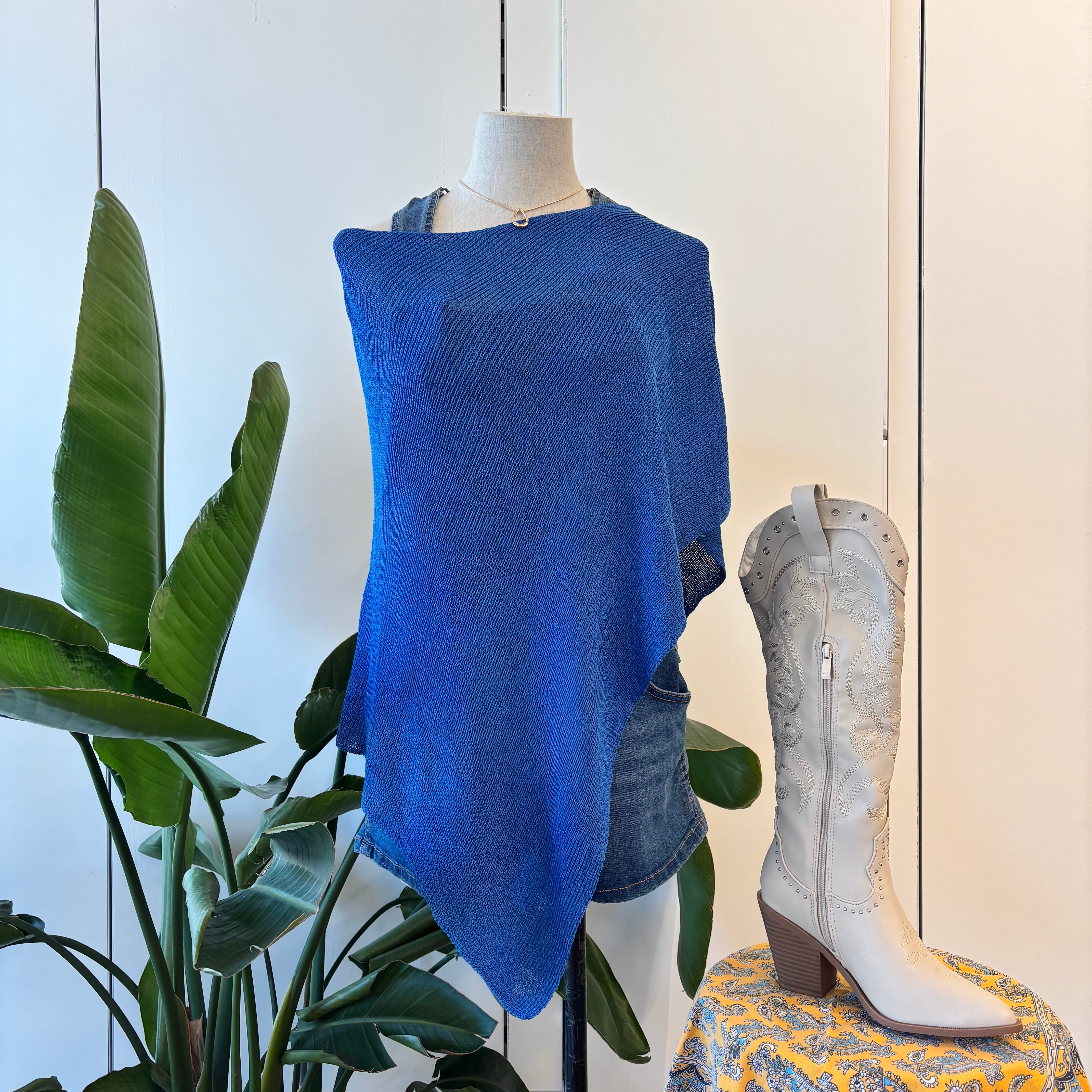 Gia Knitted Poncho (Aqua)