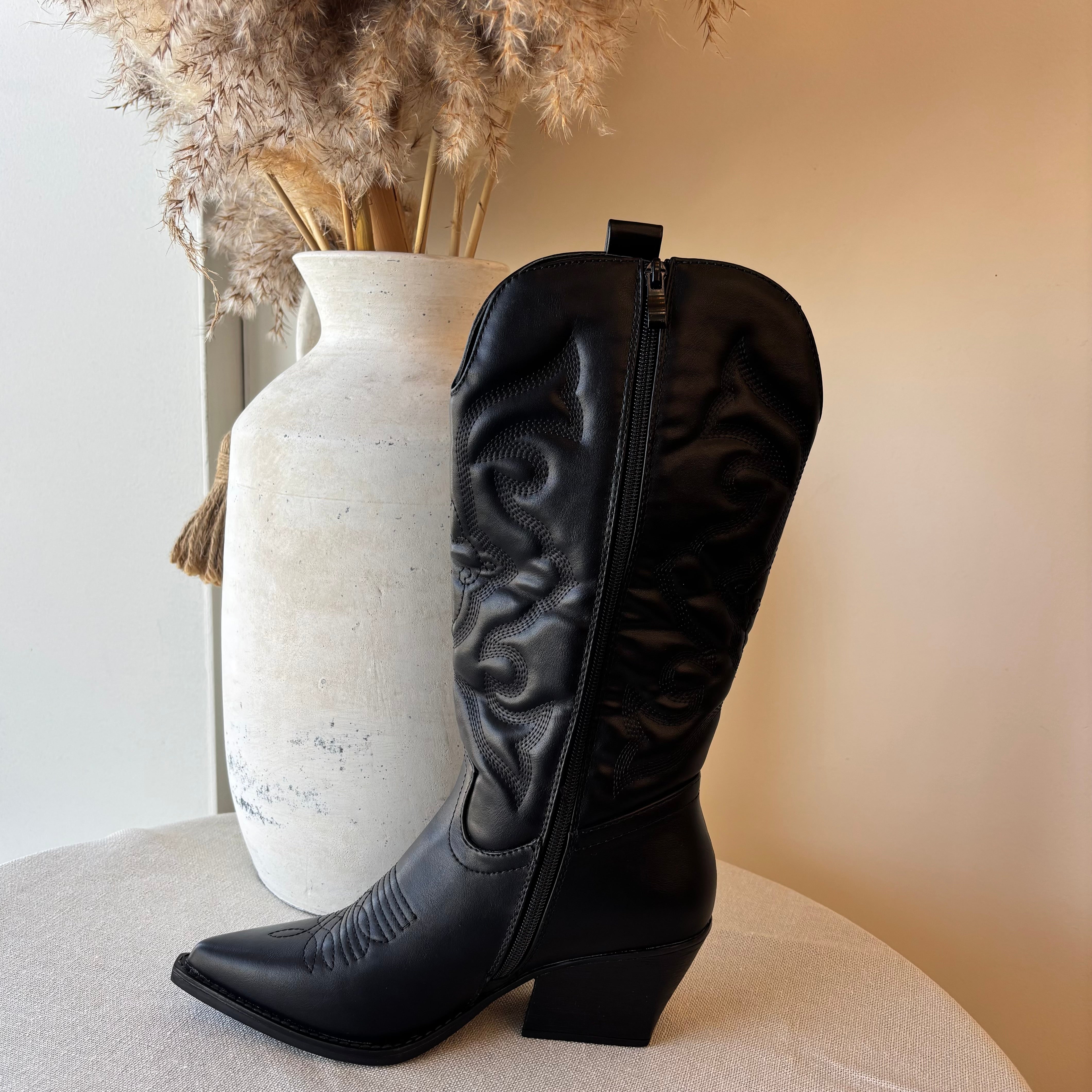 Lisa Boots (Black)