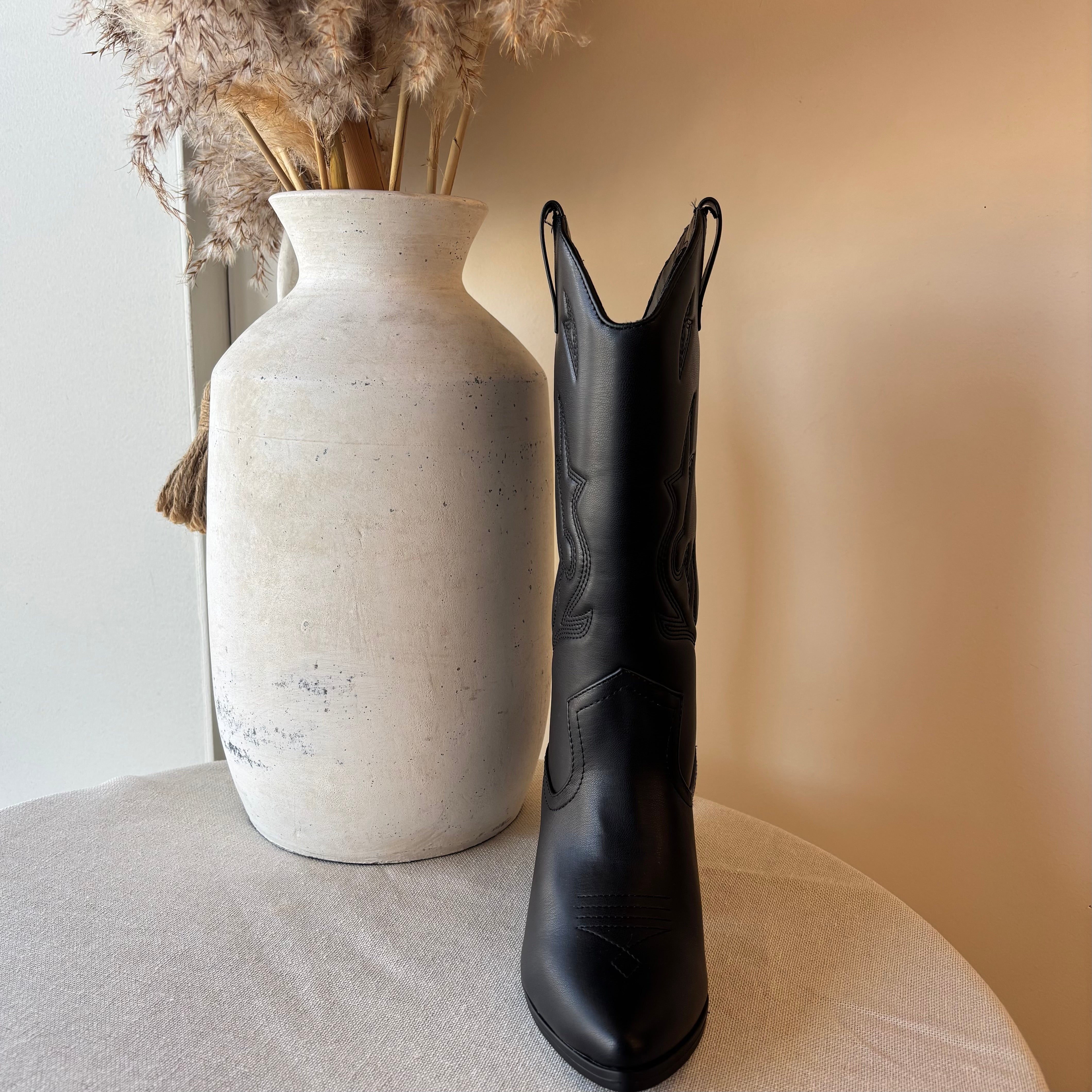 Alena Boots (Black)